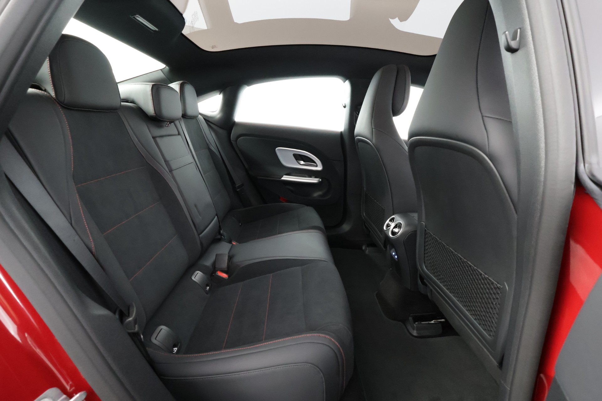 MERCEDES-BENZ CLA 2026