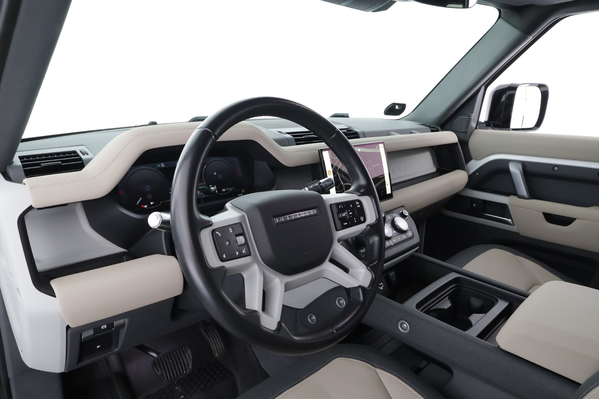 Land Rover Defender 2022