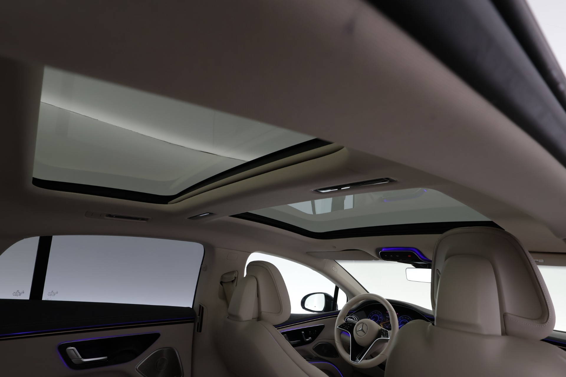 MERCEDES-BENZ EQS 2022