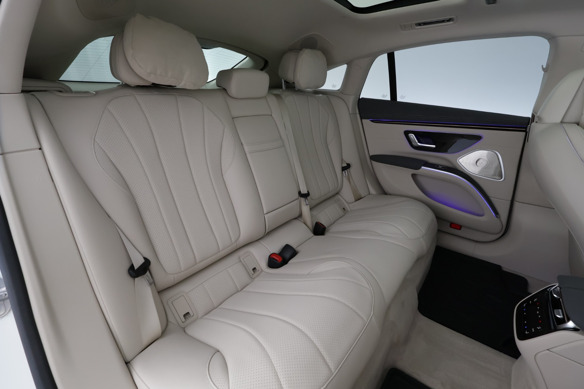 MERCEDES-BENZ EQS 2022