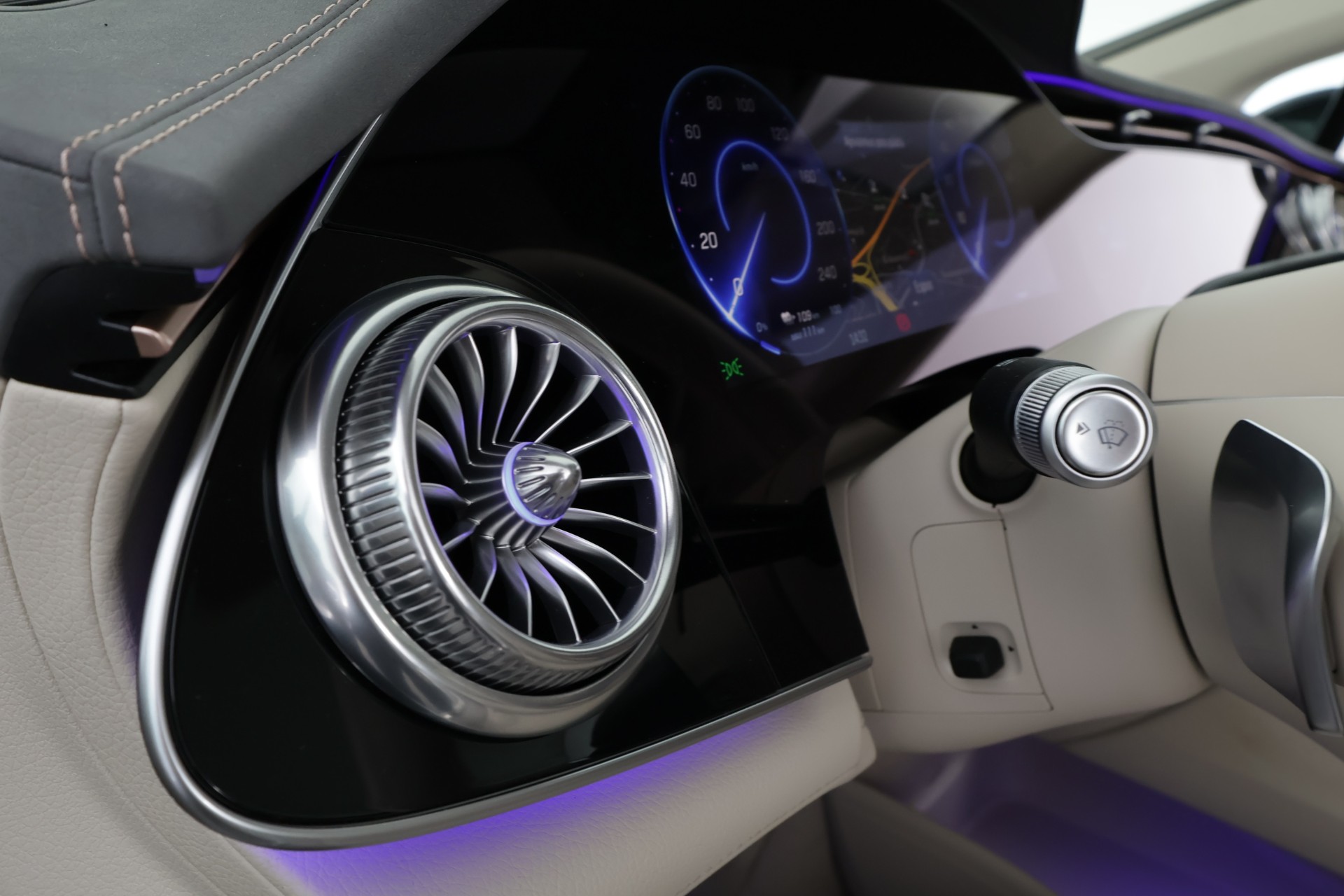 MERCEDES-BENZ EQS 2022