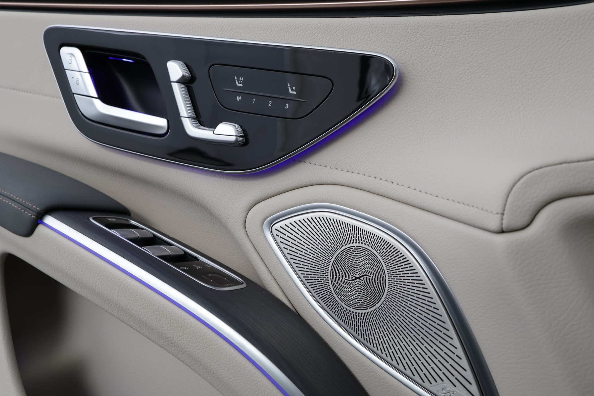 MERCEDES-BENZ EQS 2022