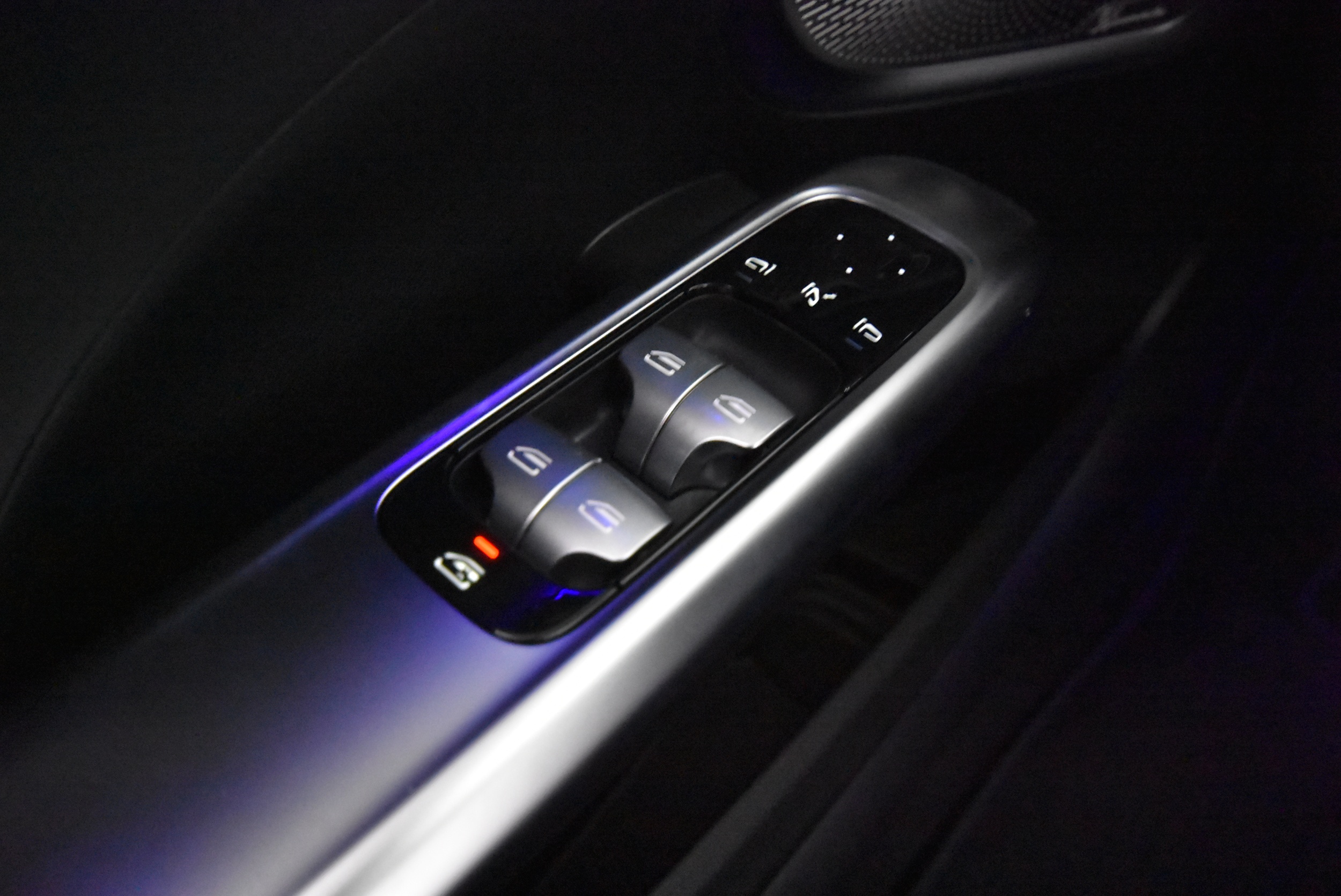 Mercedes-Benz C 2024