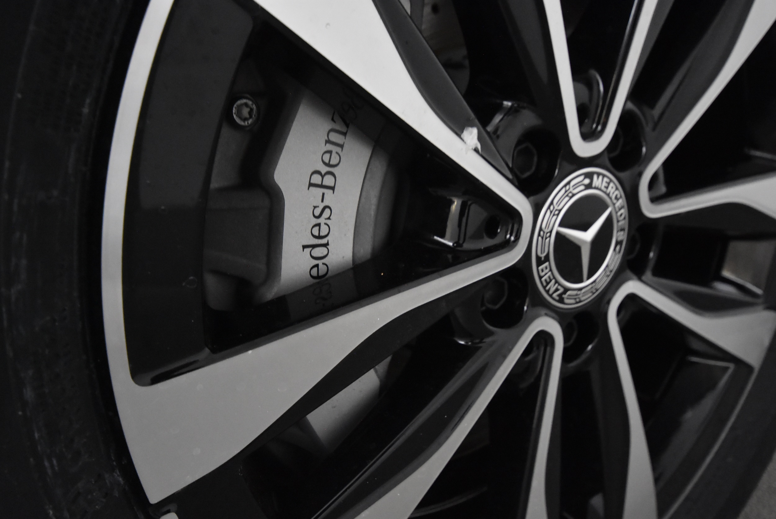 Mercedes-Benz C 2024