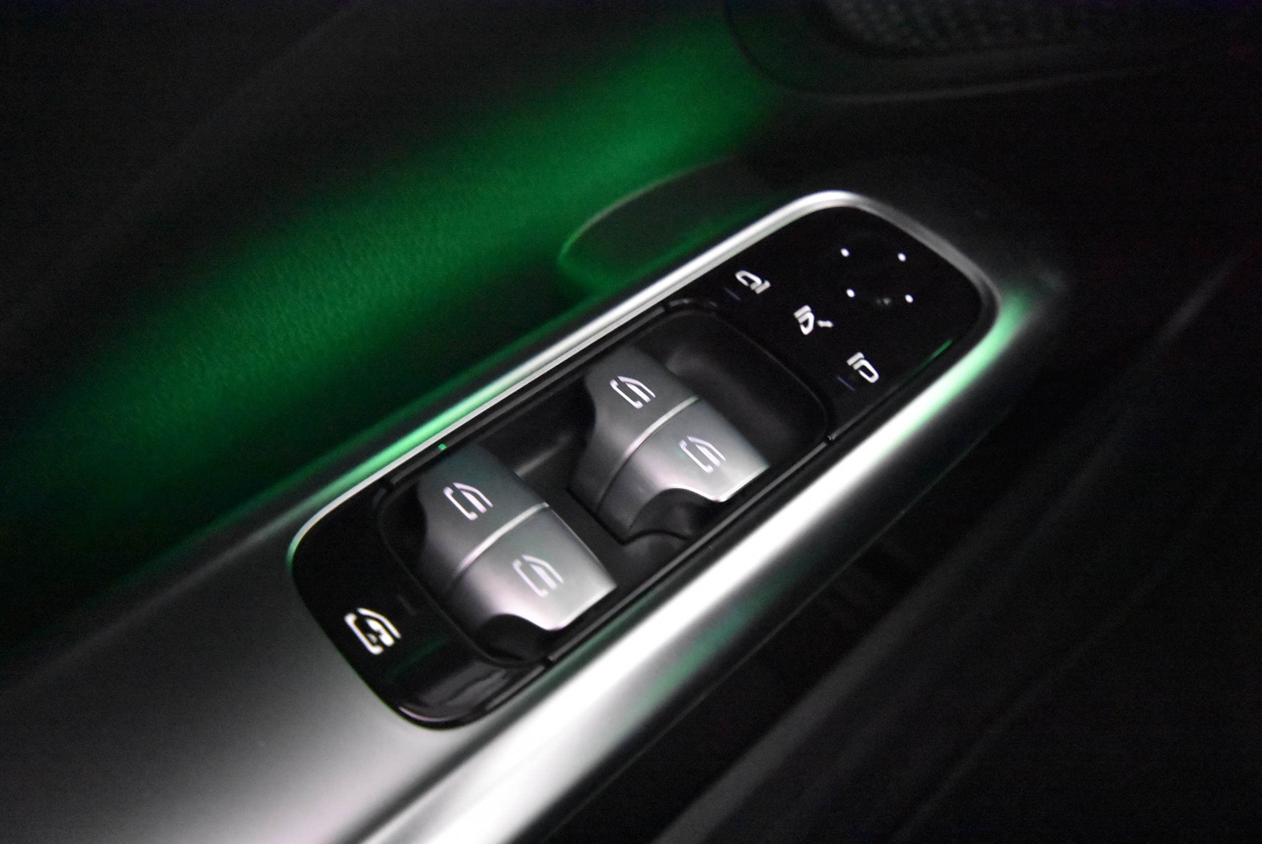 Mercedes-Benz C 2024