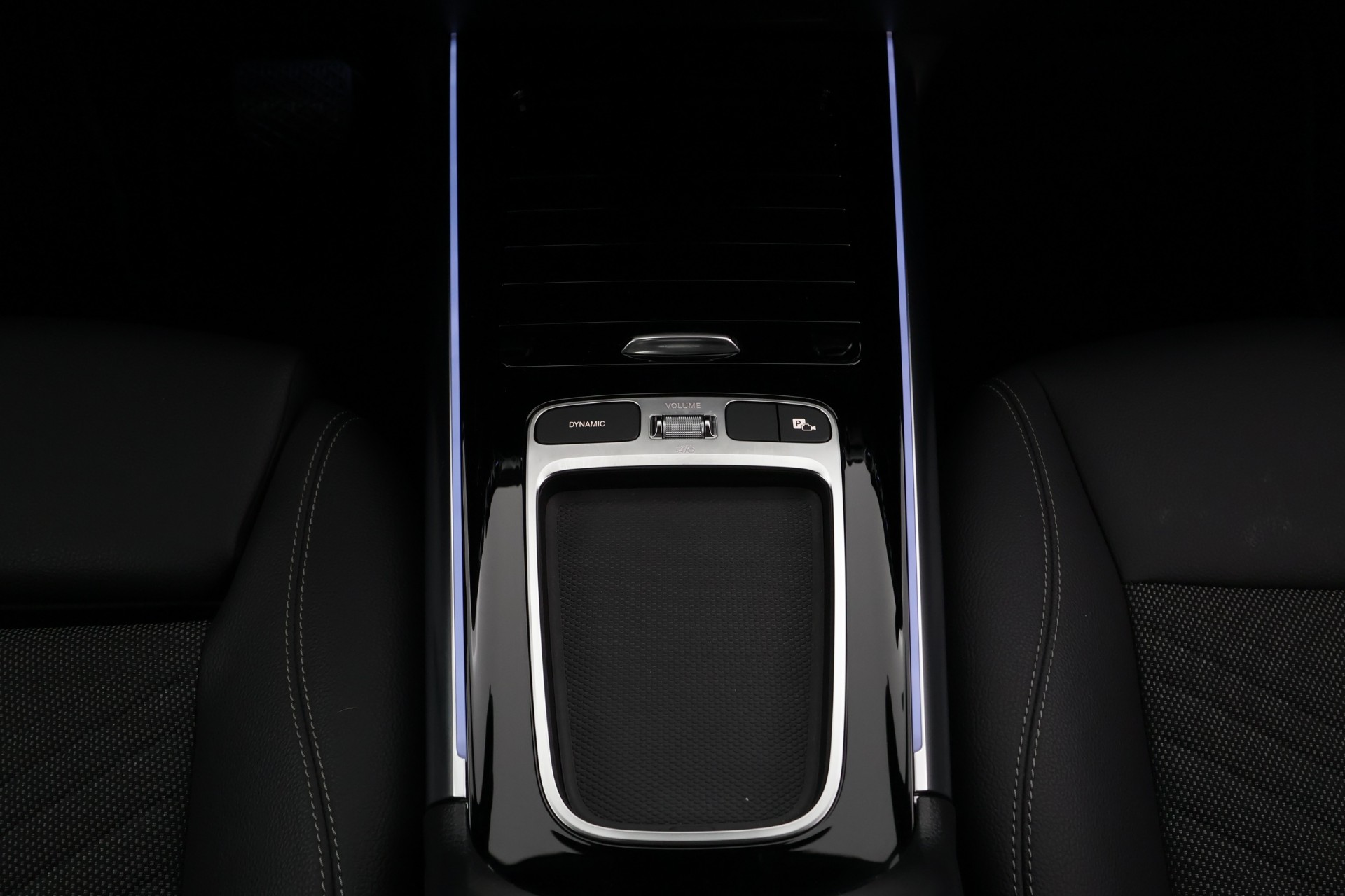 Mercedes-Benz EQA 2025
