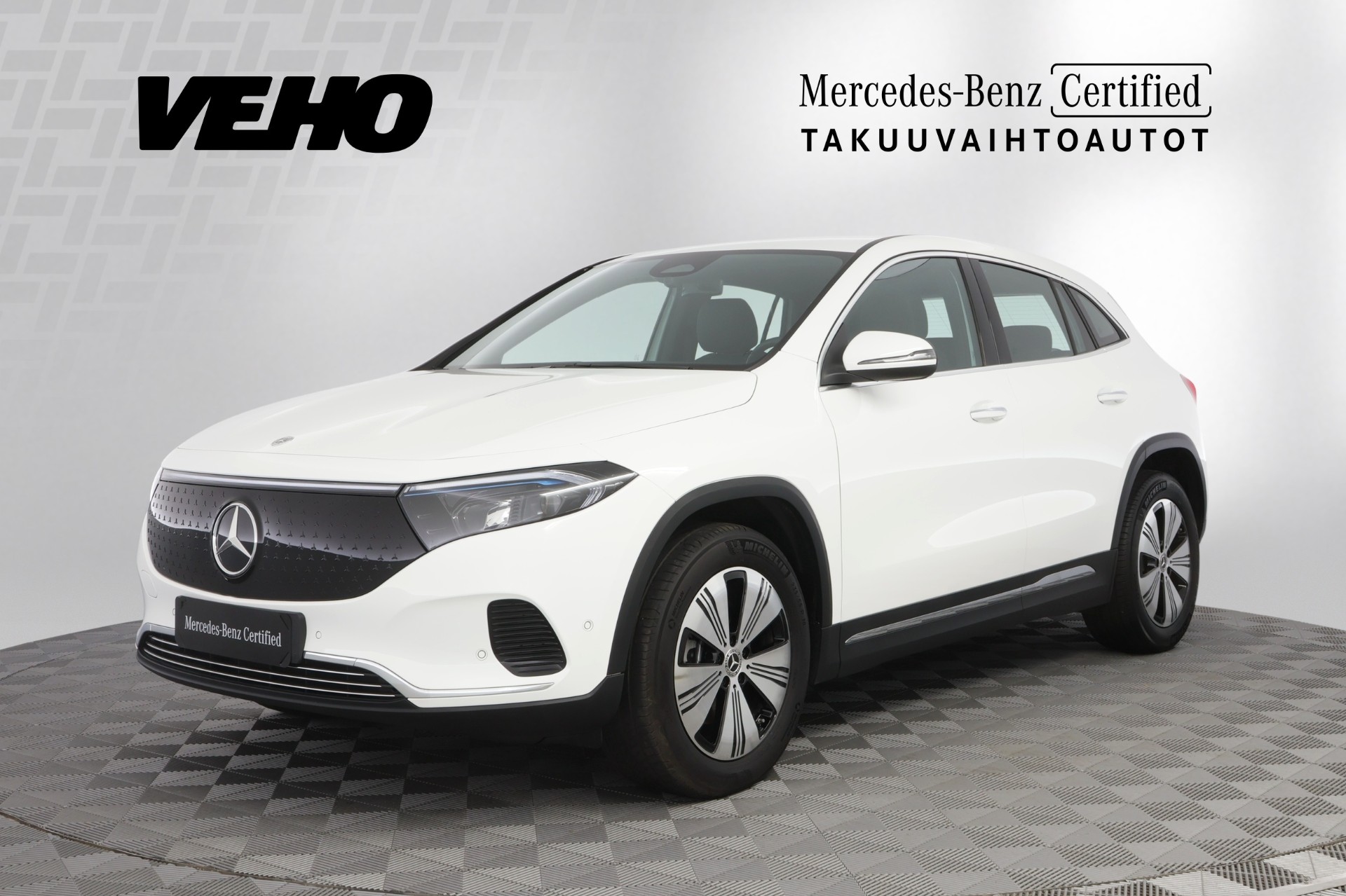 MERCEDES-BENZ EQA 2025