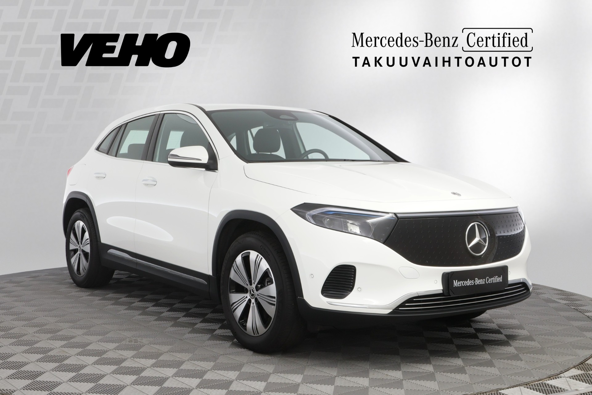 MERCEDES-BENZ EQA 2025