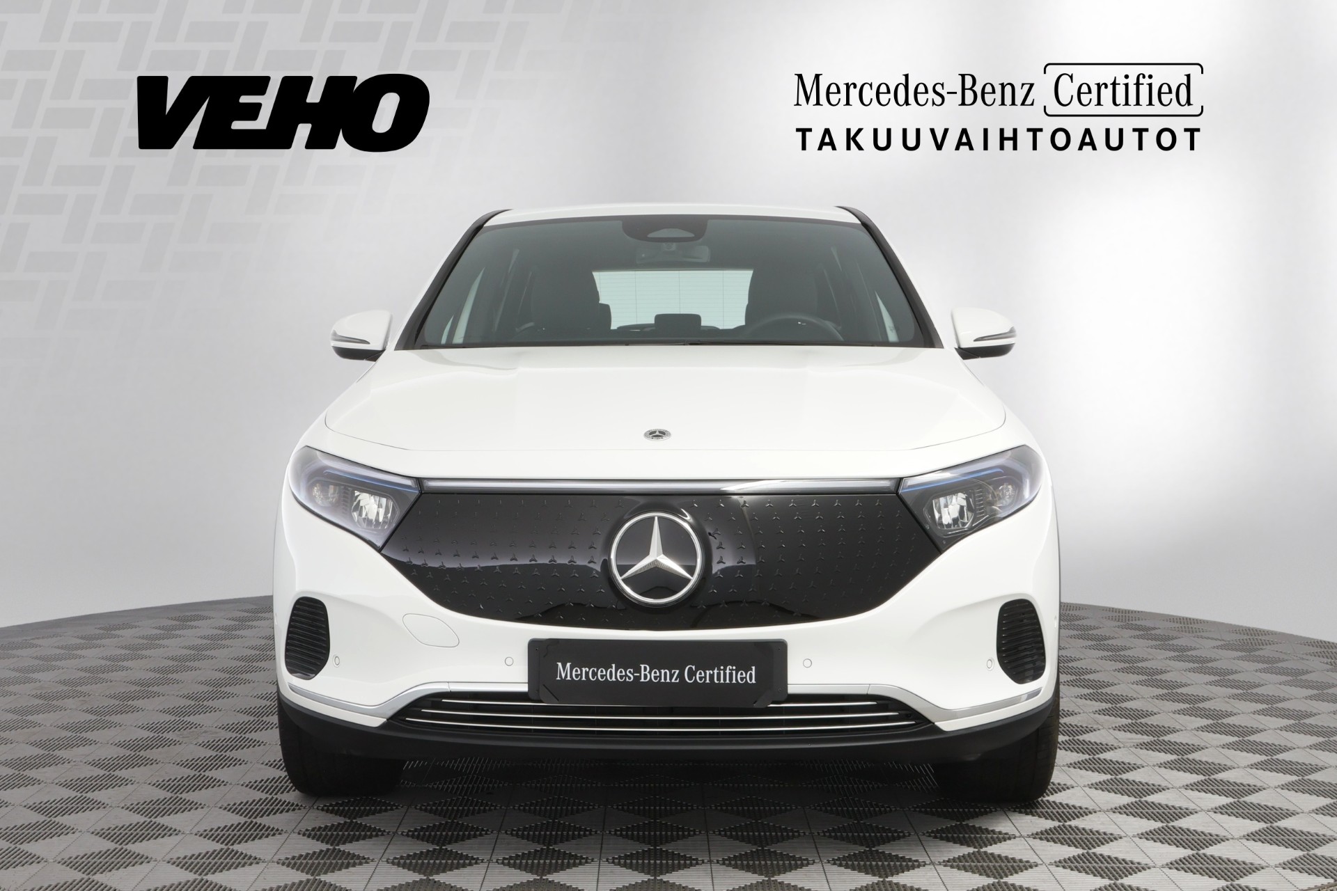MERCEDES-BENZ EQA 2025