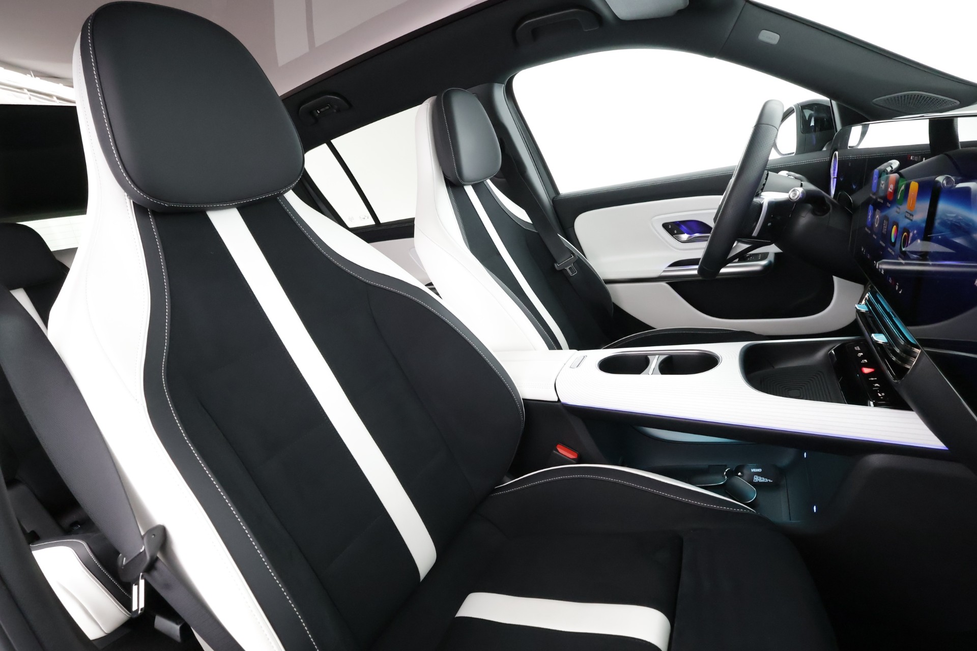 Mercedes-Benz GLB 2026