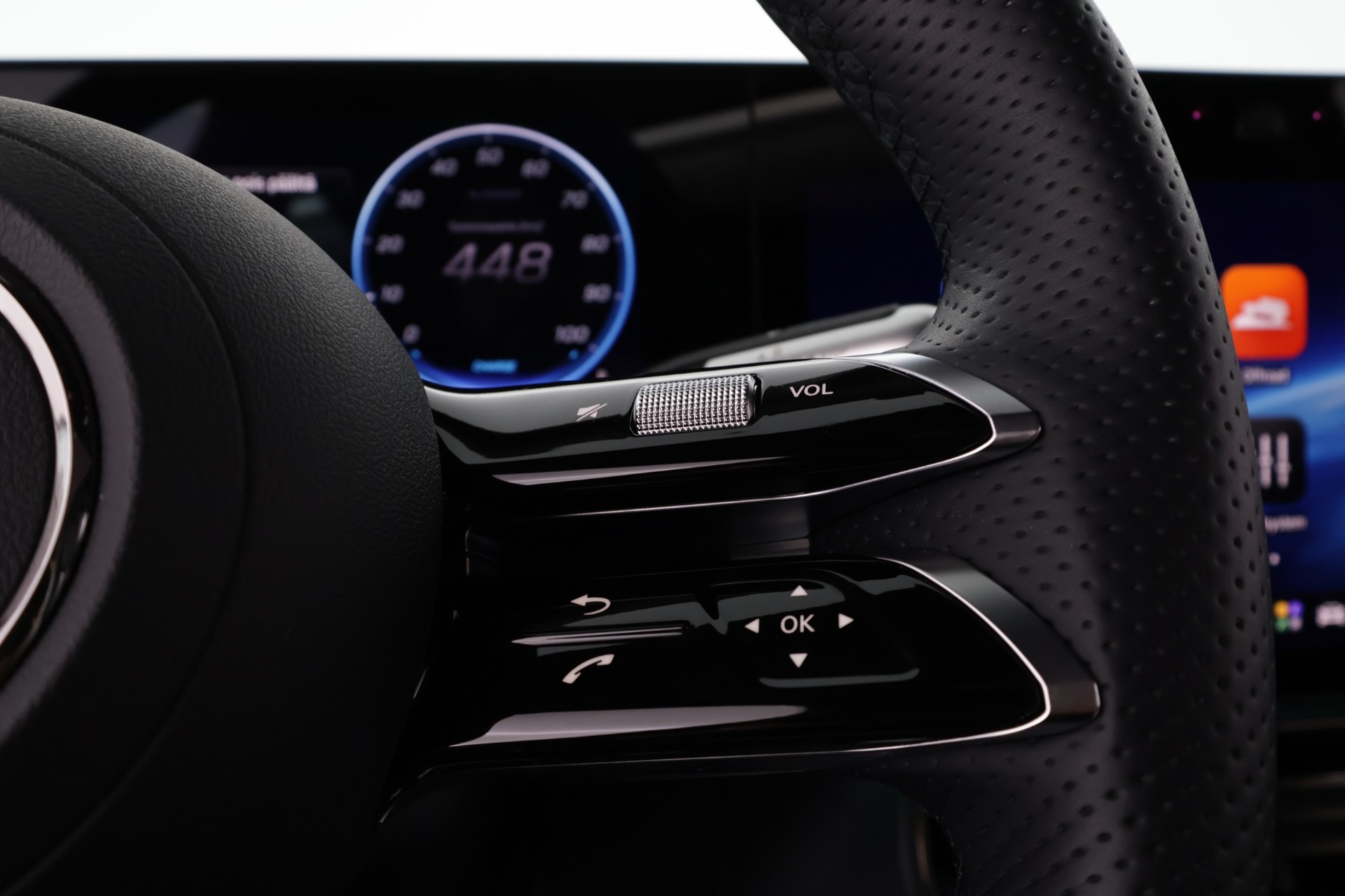 Mercedes-Benz GLB 2026