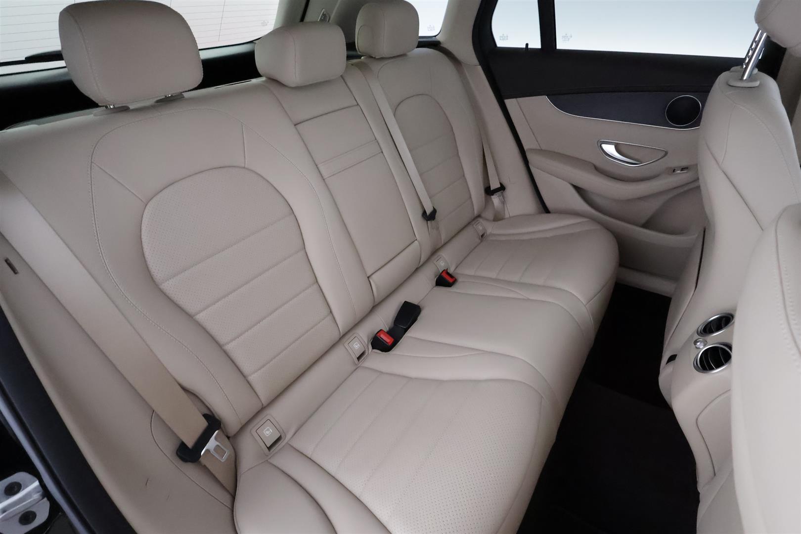 Mercedes-Benz GLC 2021