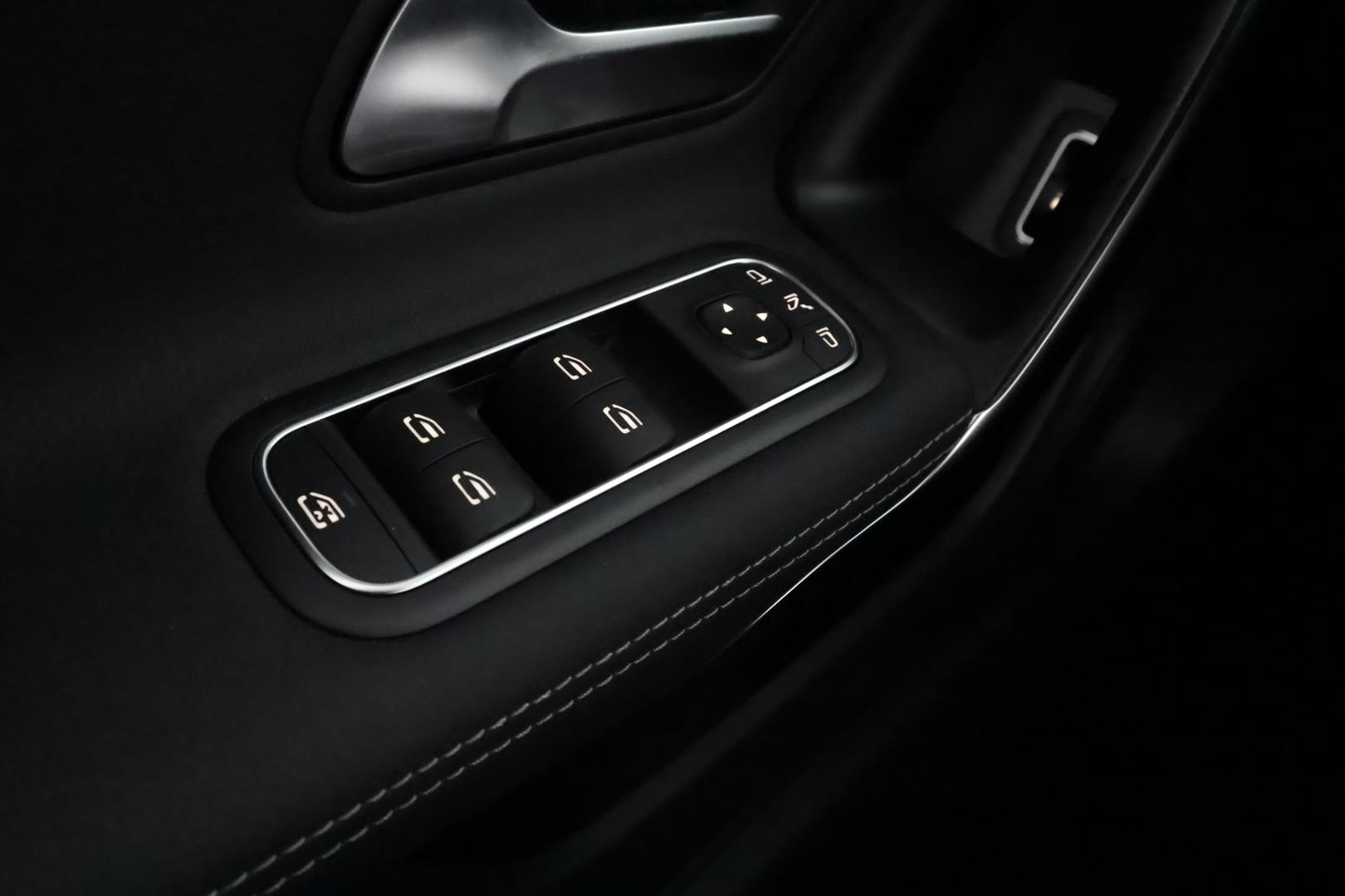 Mercedes-Benz CLA 2025