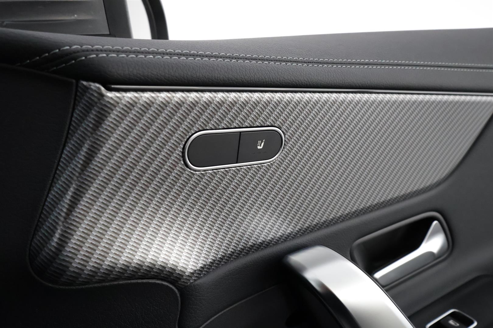 Mercedes-Benz CLA 2025