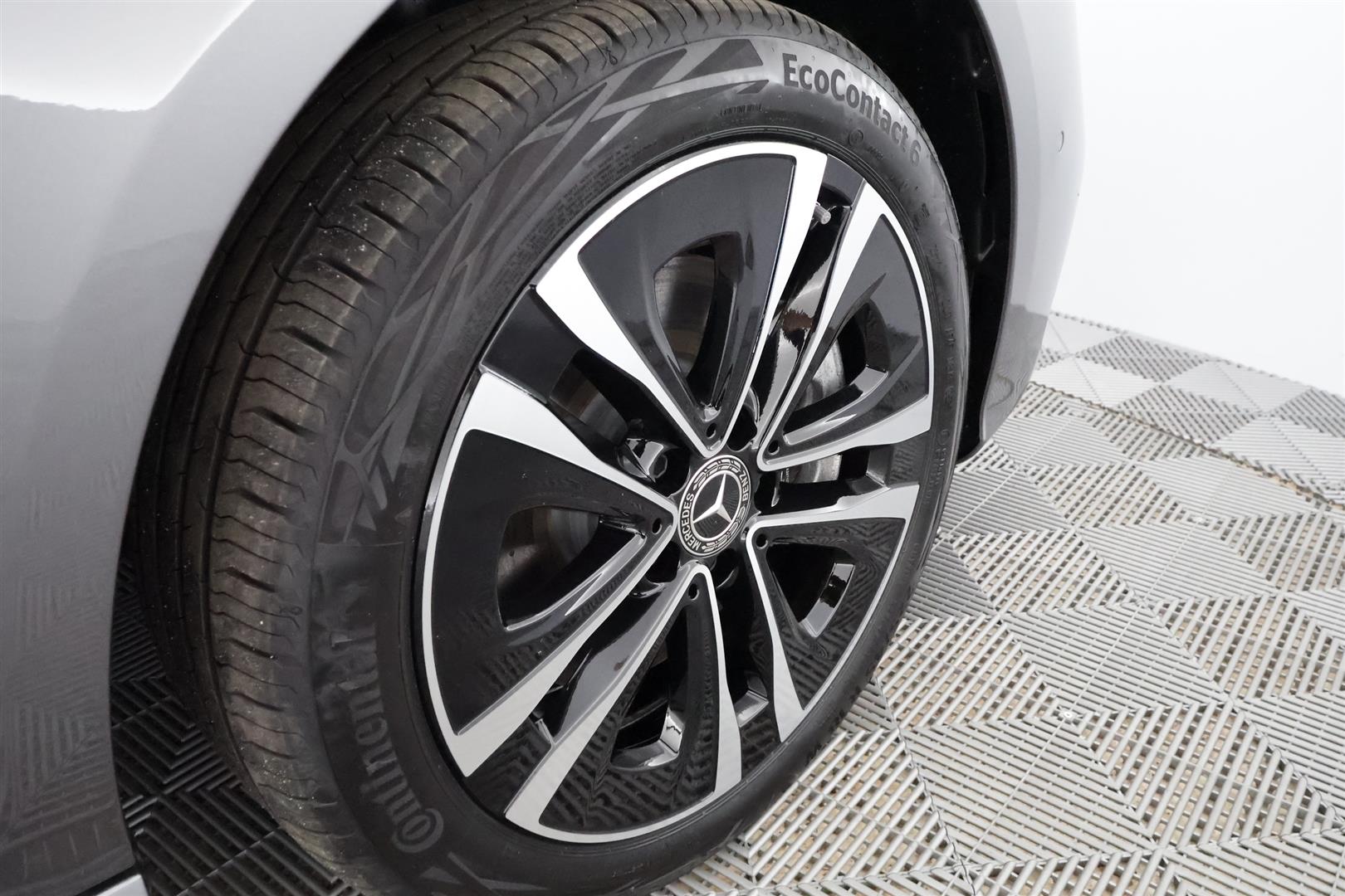 Mercedes-Benz CLA 2025