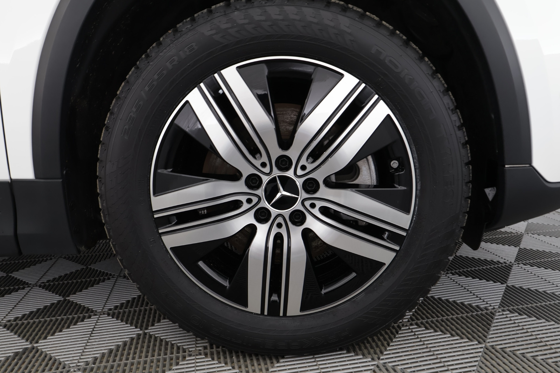 Mercedes-Benz EQA 2024