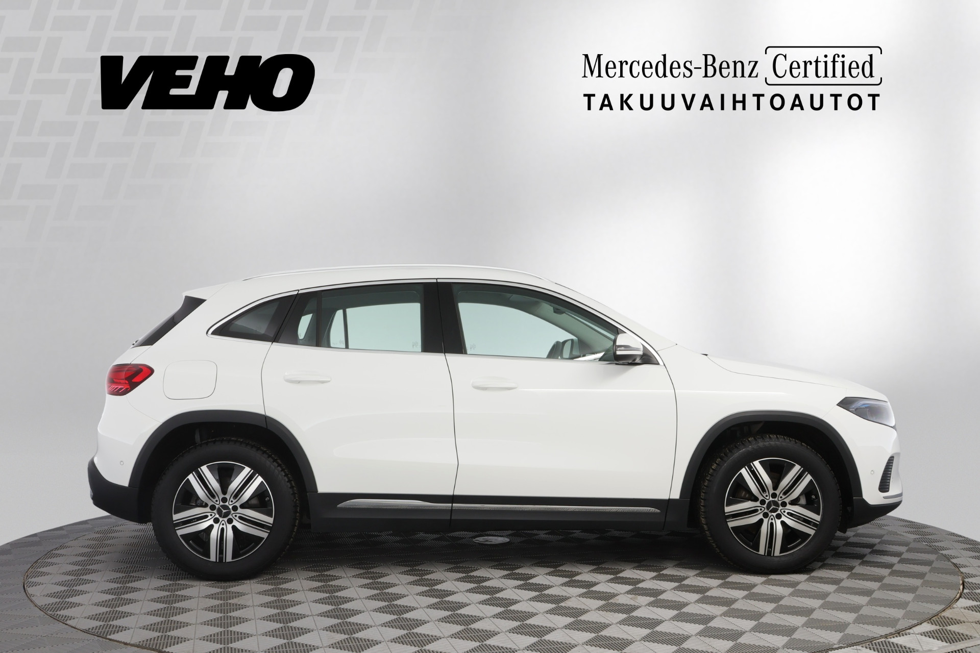 Mercedes-Benz EQA 2024