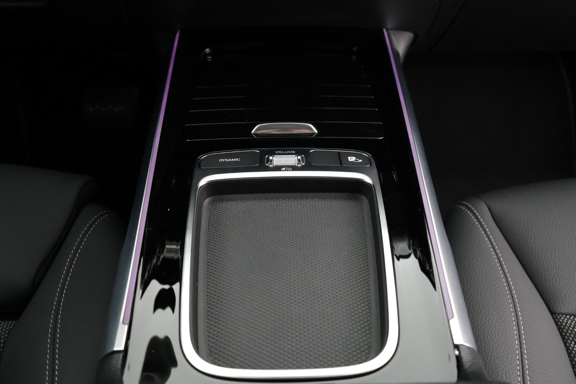 Mercedes-Benz EQB 2024