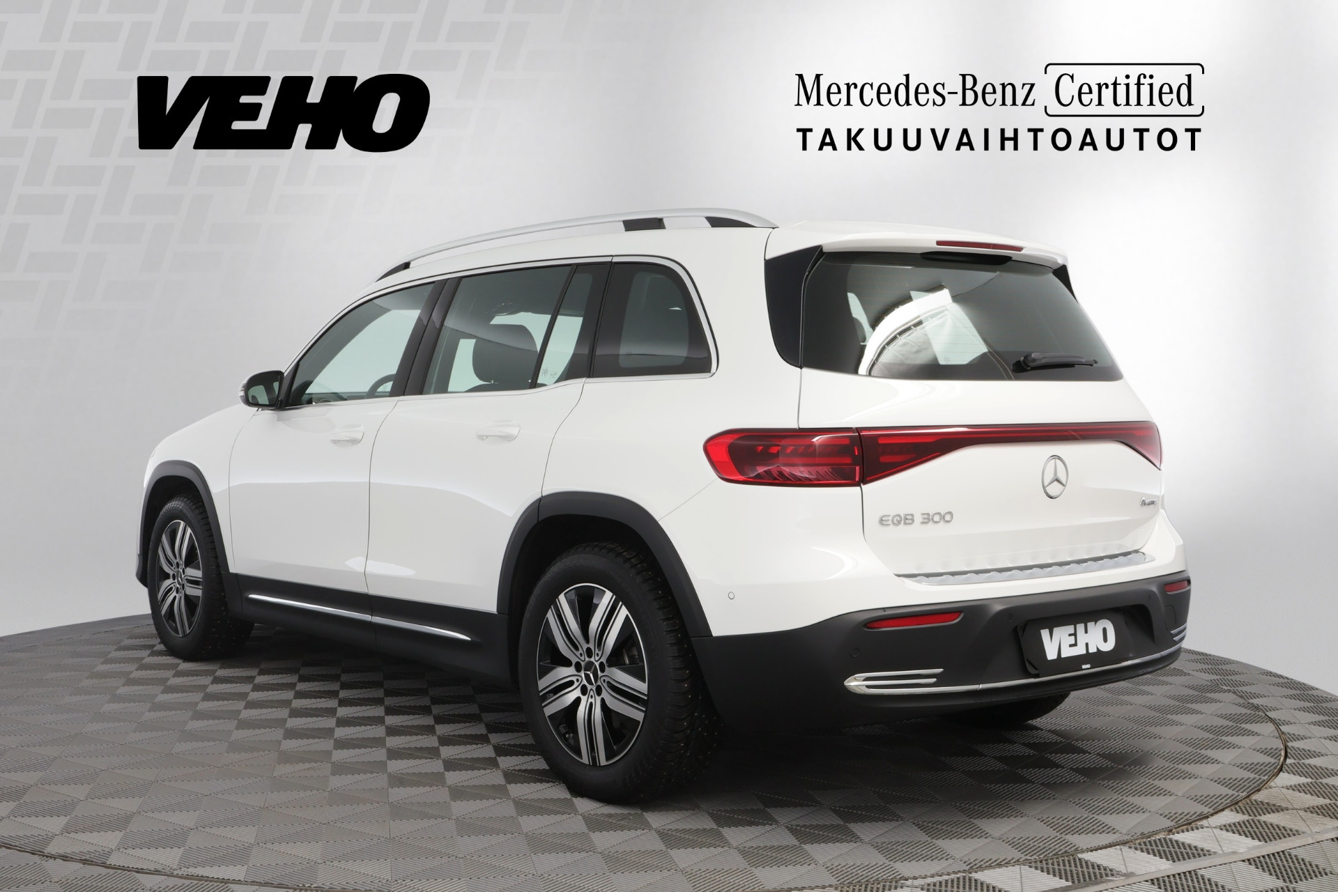 Mercedes-Benz EQB 2024