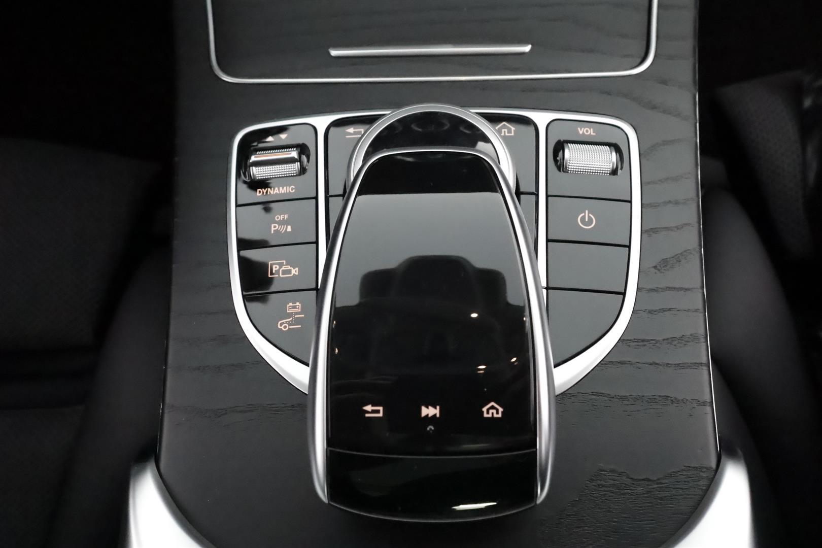 Mercedes-Benz C 2020