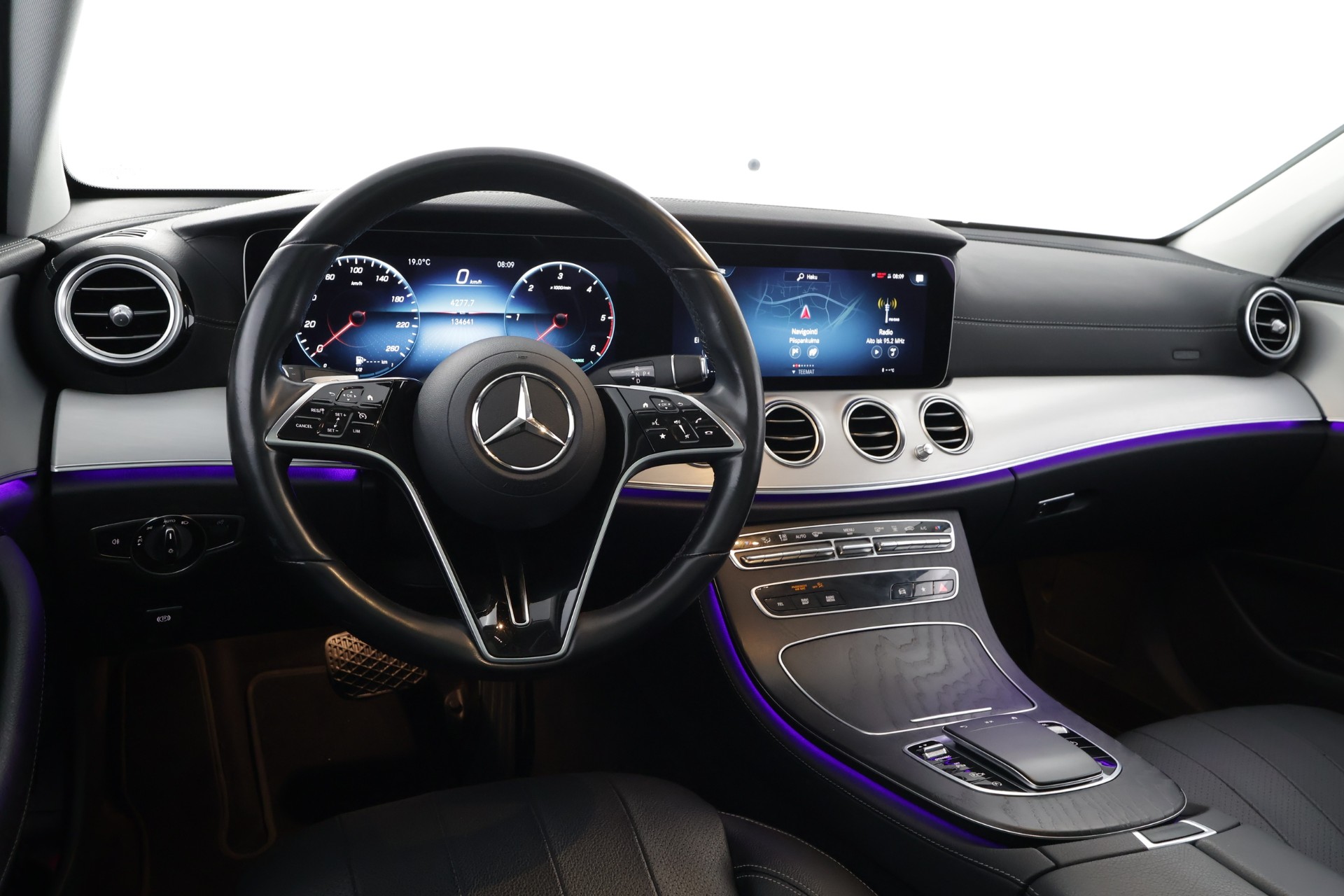 Mercedes-Benz E 2022