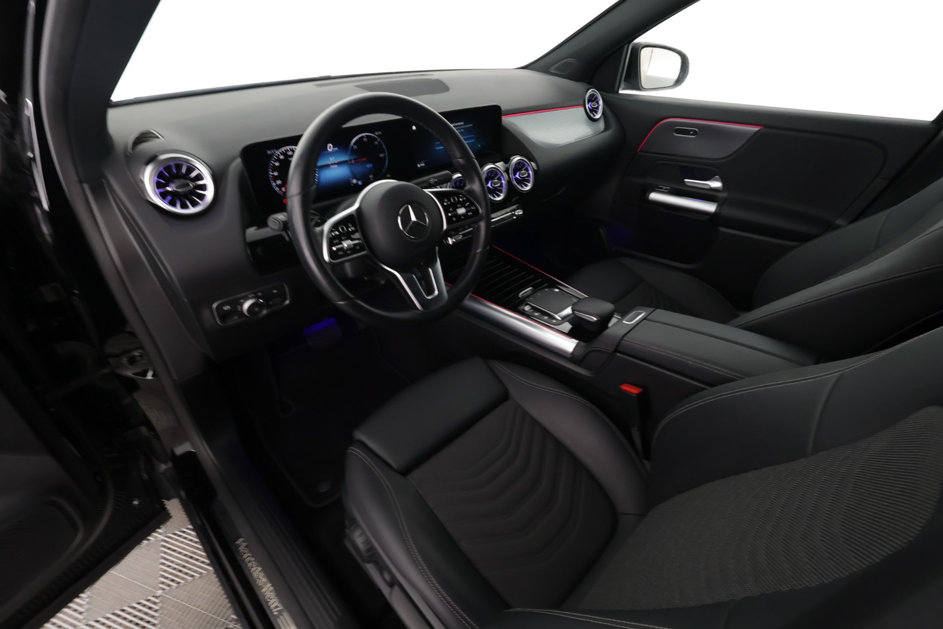 Mercedes-Benz EQA 2023
