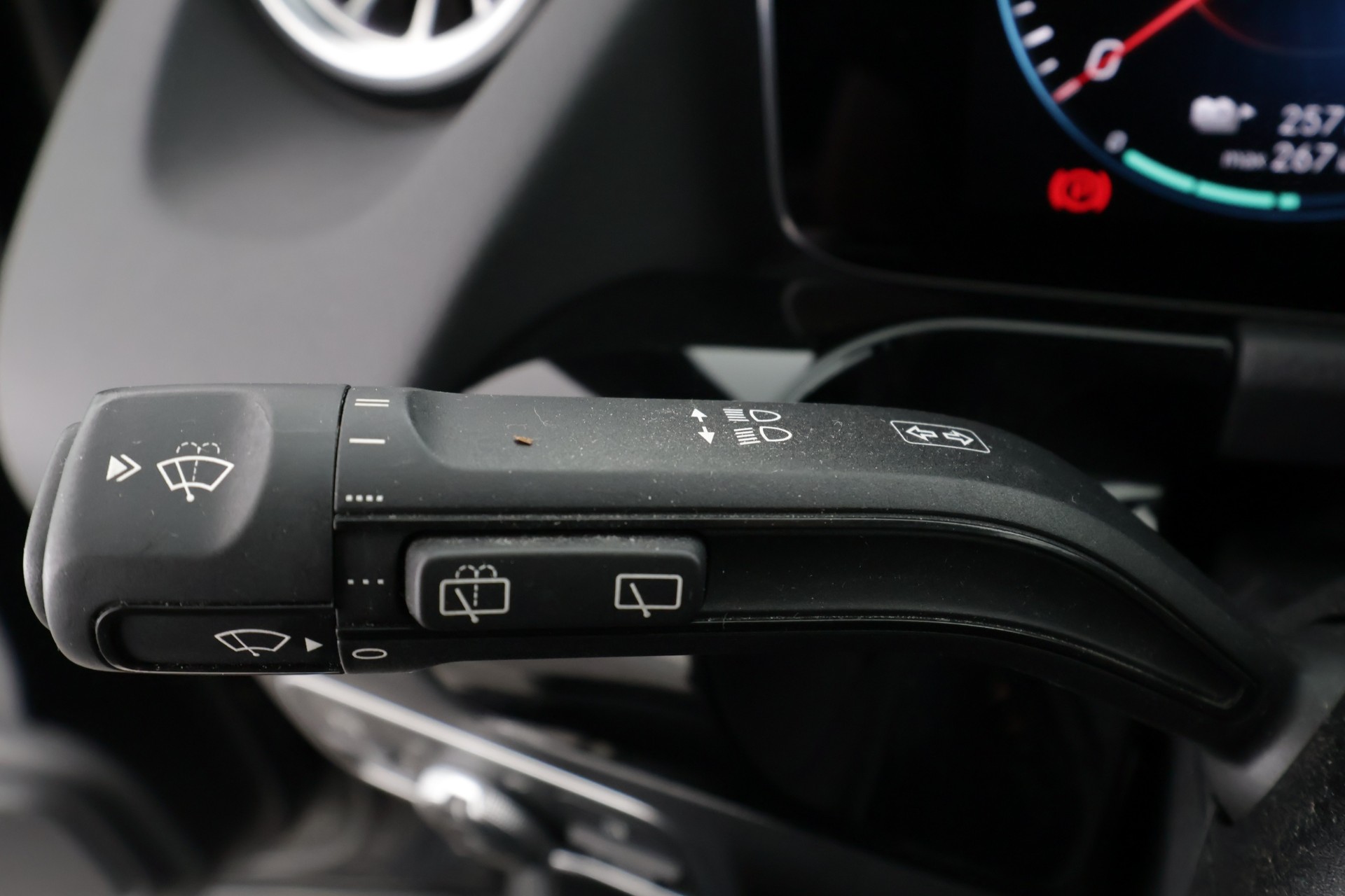 Mercedes-Benz EQA 2023
