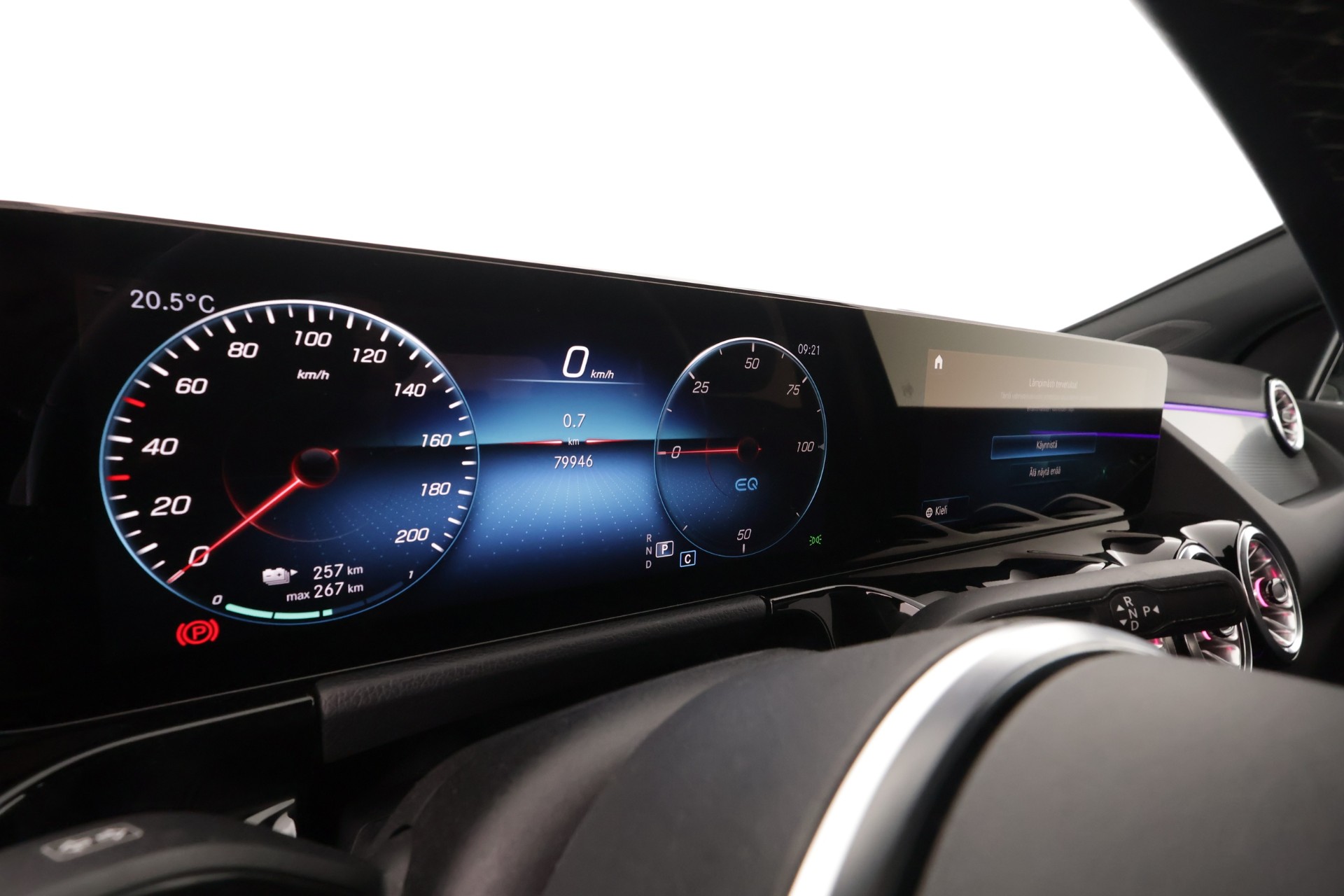 Mercedes-Benz EQA 2023