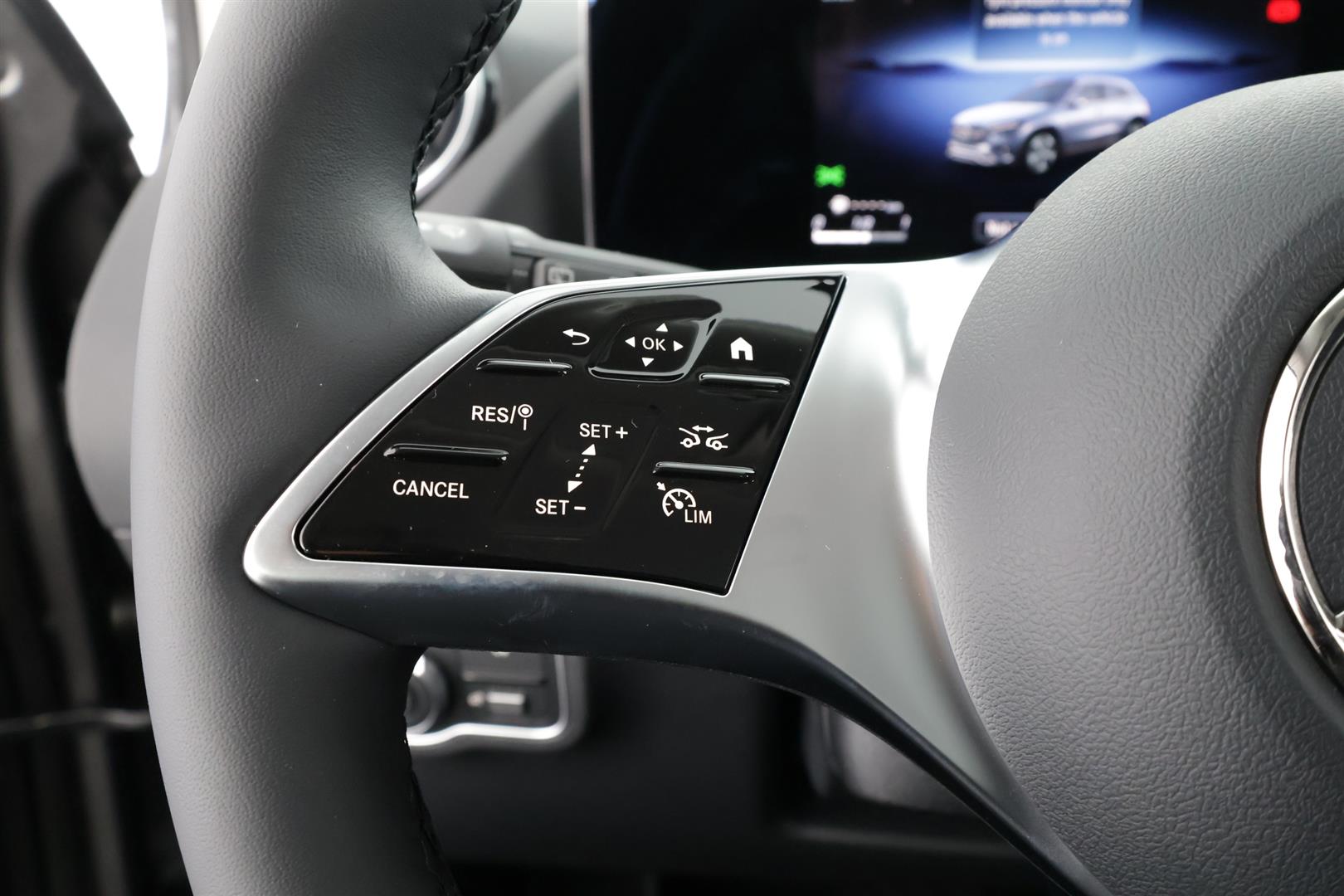 Mercedes-Benz GLA 2025