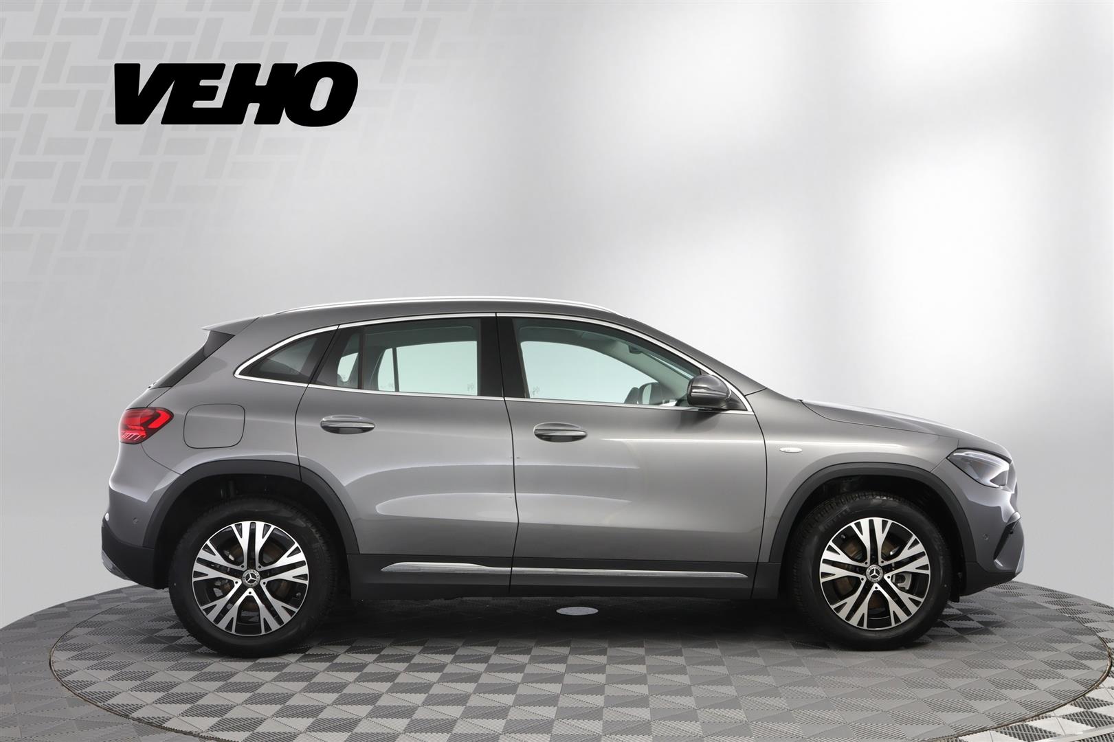 Mercedes-Benz GLA 2025