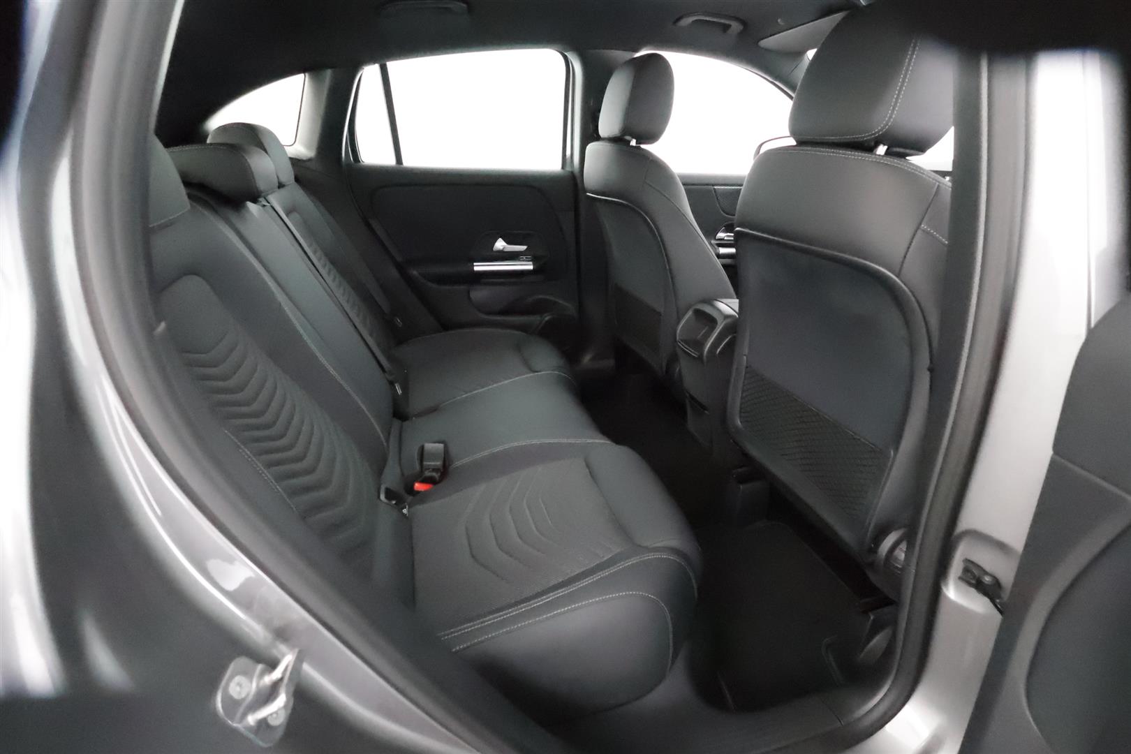 Mercedes-Benz GLA 2025