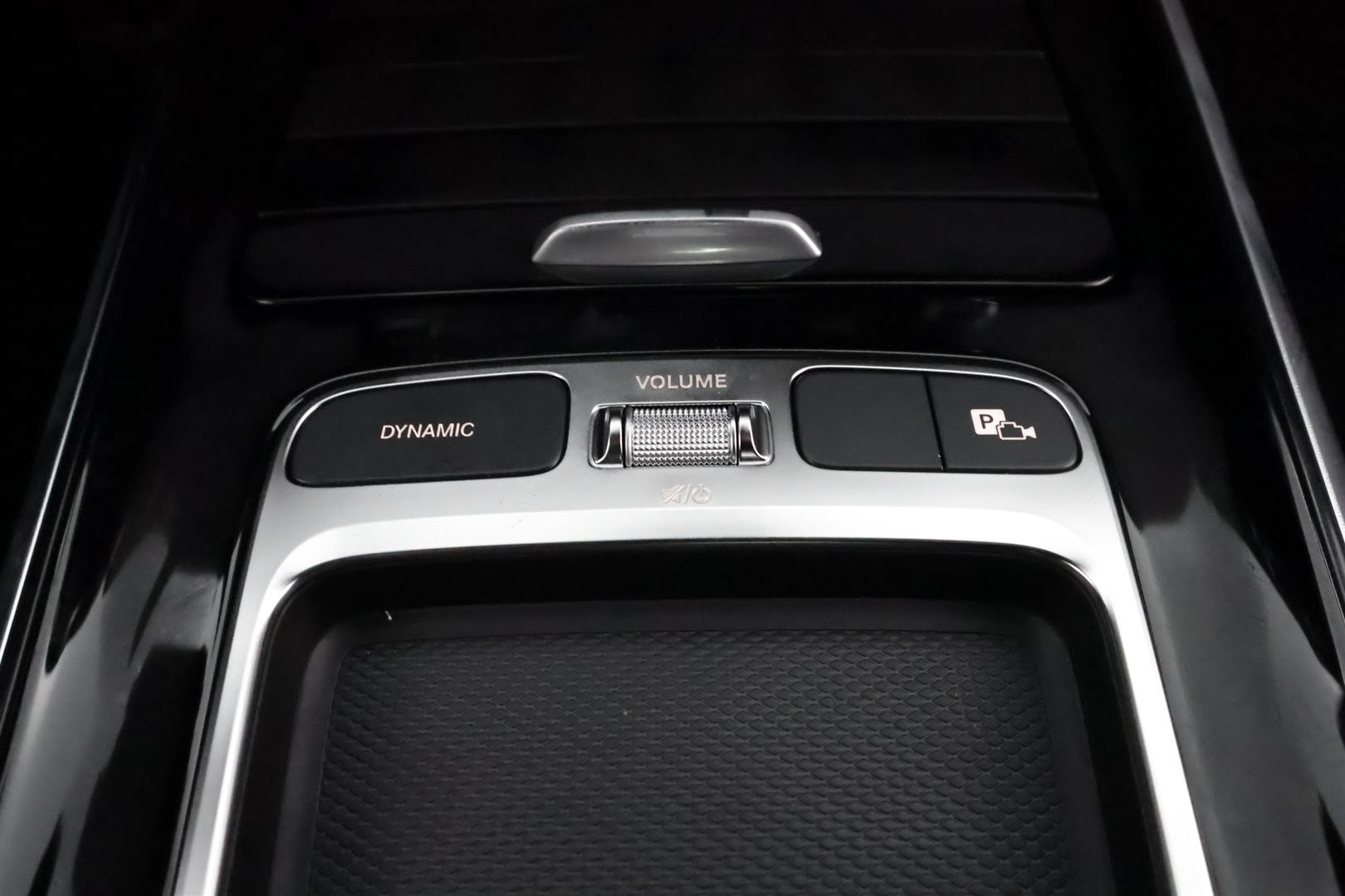 Mercedes-Benz GLA 2025