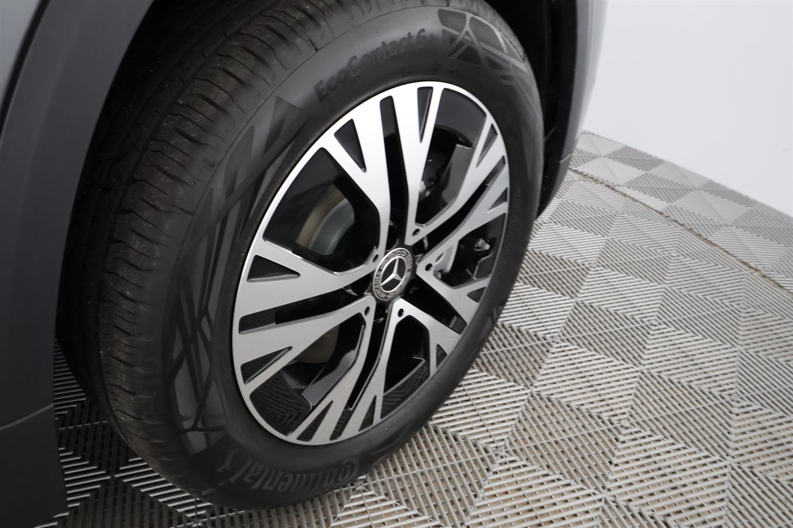 Mercedes-Benz GLA 2025