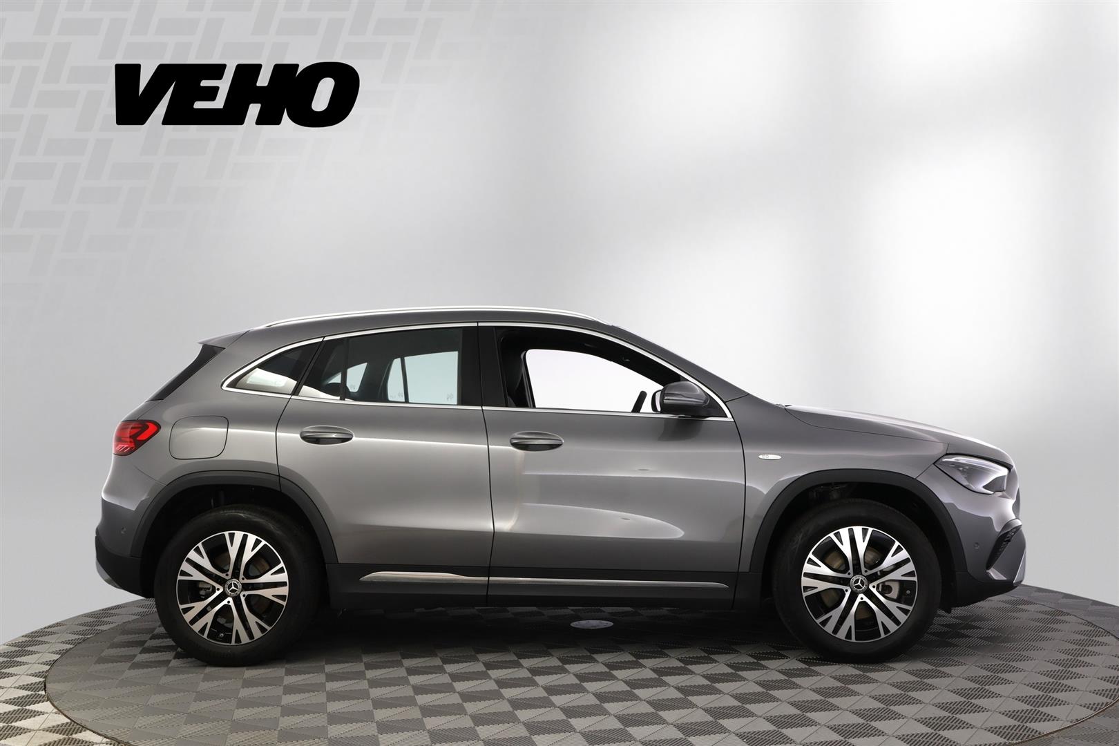 Mercedes-Benz GLA 2025