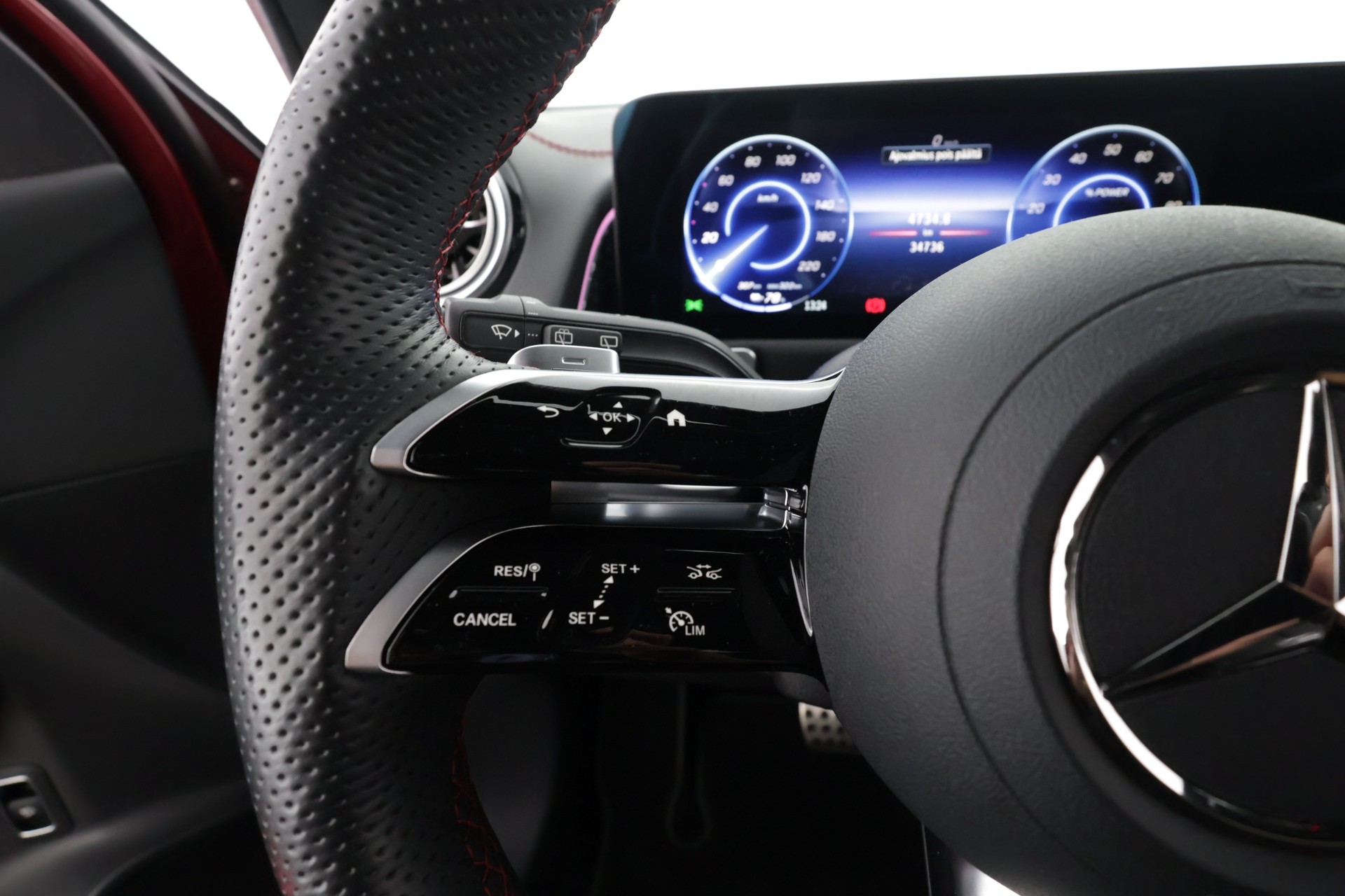 Mercedes-Benz EQB 2025