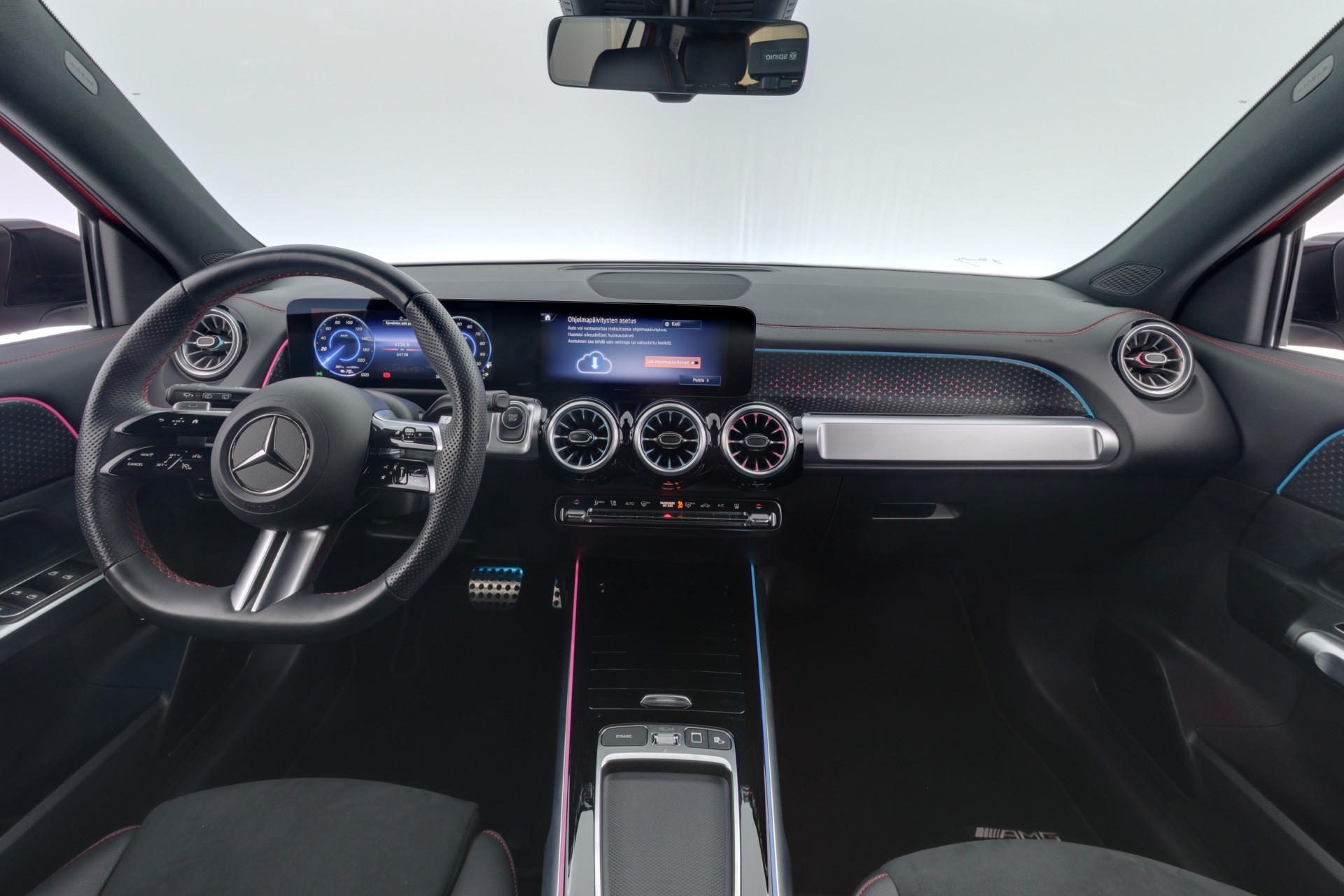 Mercedes-Benz EQB 2025