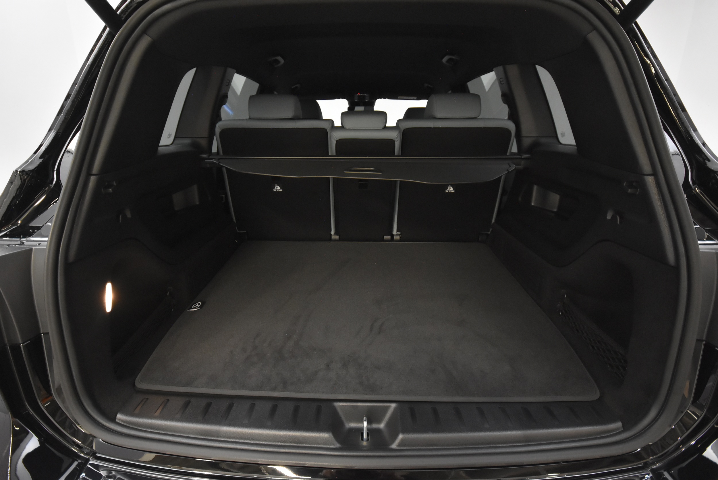 Mercedes-Benz EQB 2025