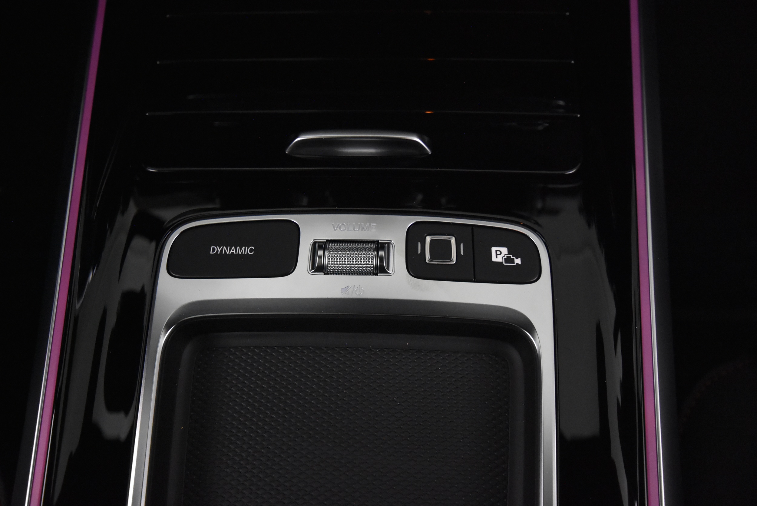 Mercedes-Benz EQB 2024