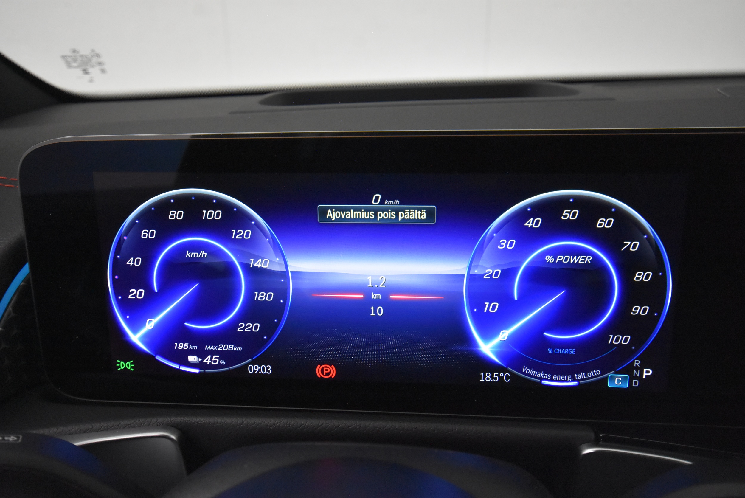 Mercedes-Benz EQB 2024