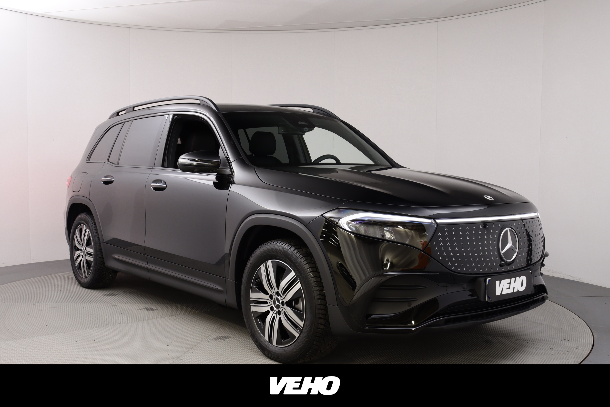 Mercedes-Benz EQB 2024