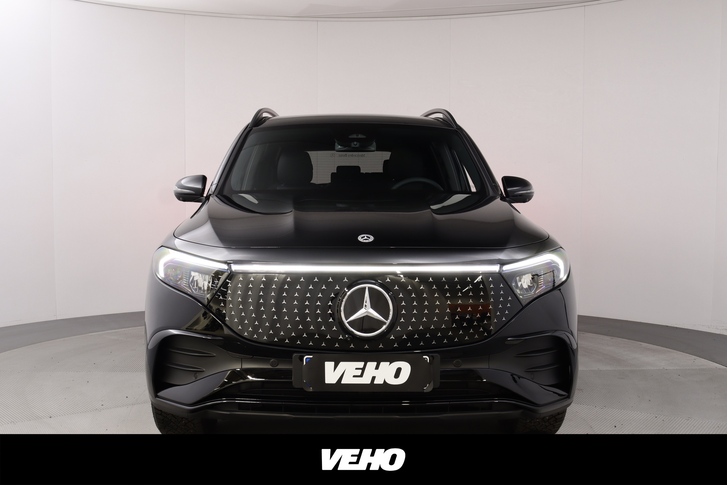 Mercedes-Benz EQB 2024