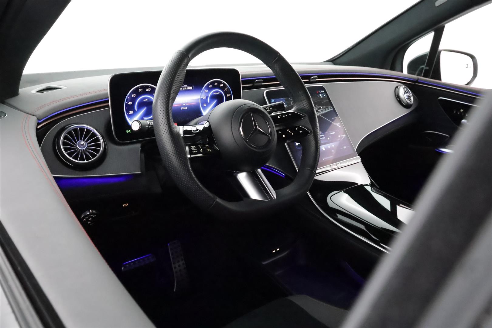 MERCEDES-BENZ EQE SUV 2024