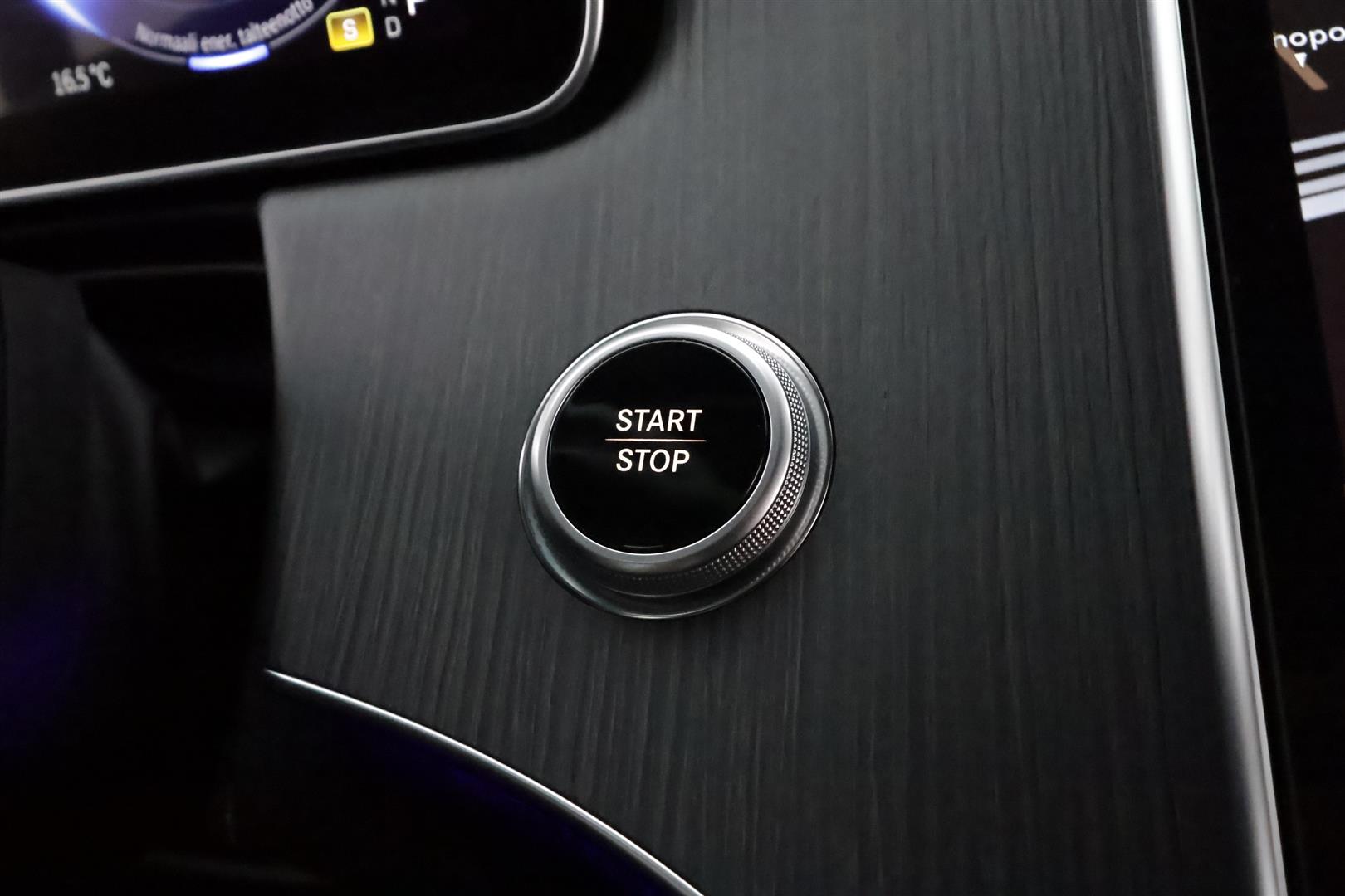 MERCEDES-BENZ EQE SUV 2024