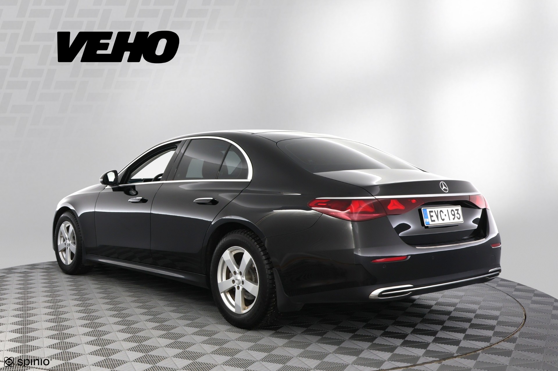 Mercedes-Benz E 2024