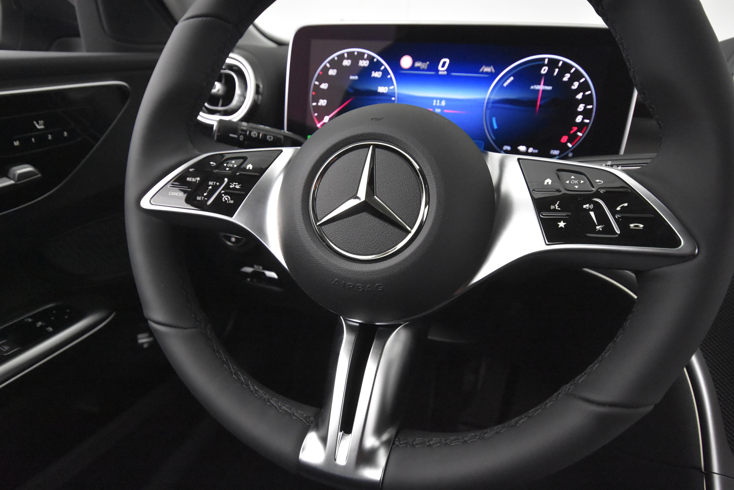 Mercedes-Benz C 2025