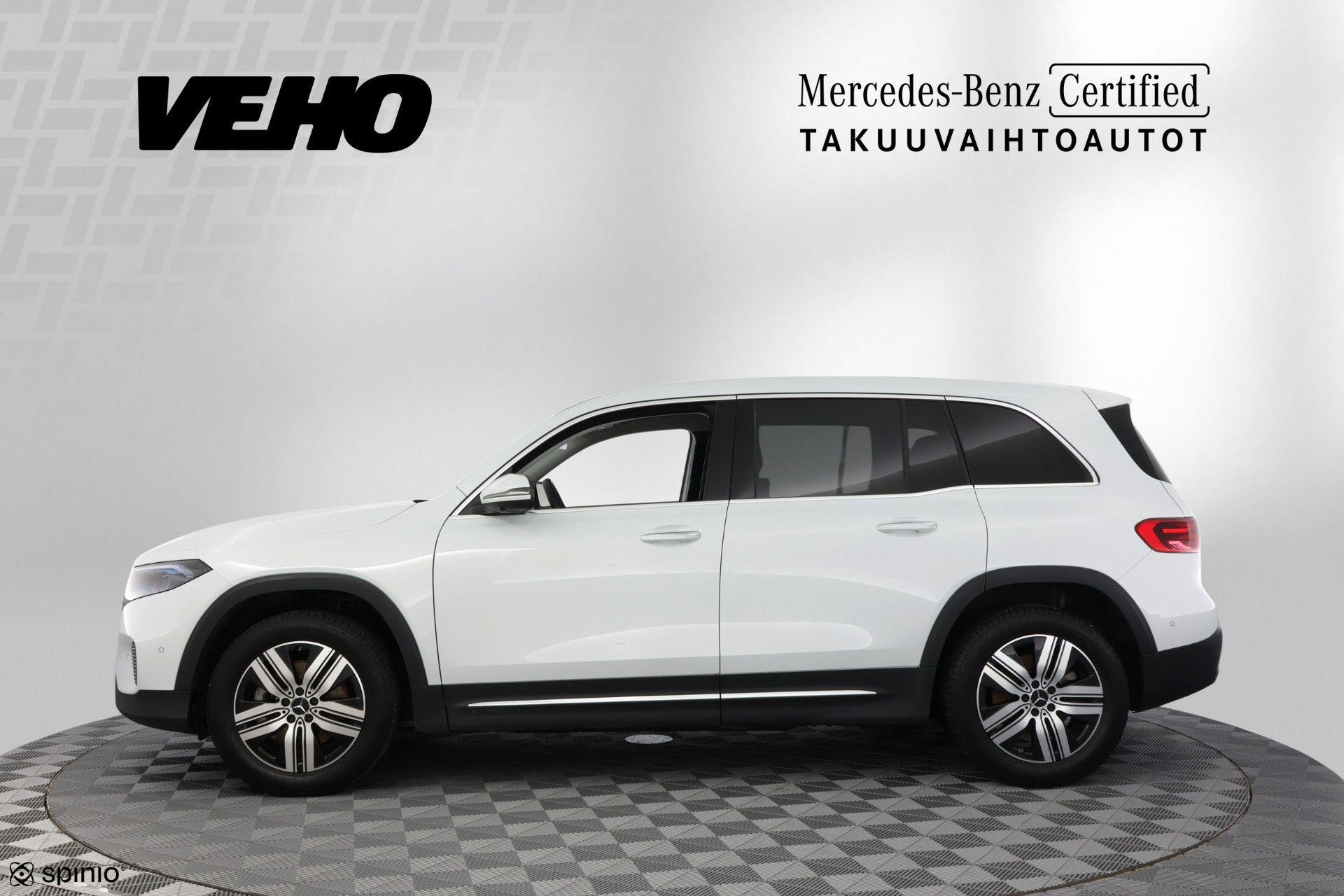 Mercedes-Benz EQB 2024