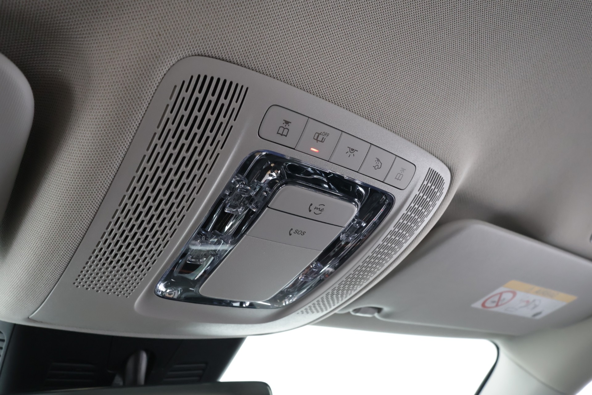 Mercedes-Benz EQB 2024