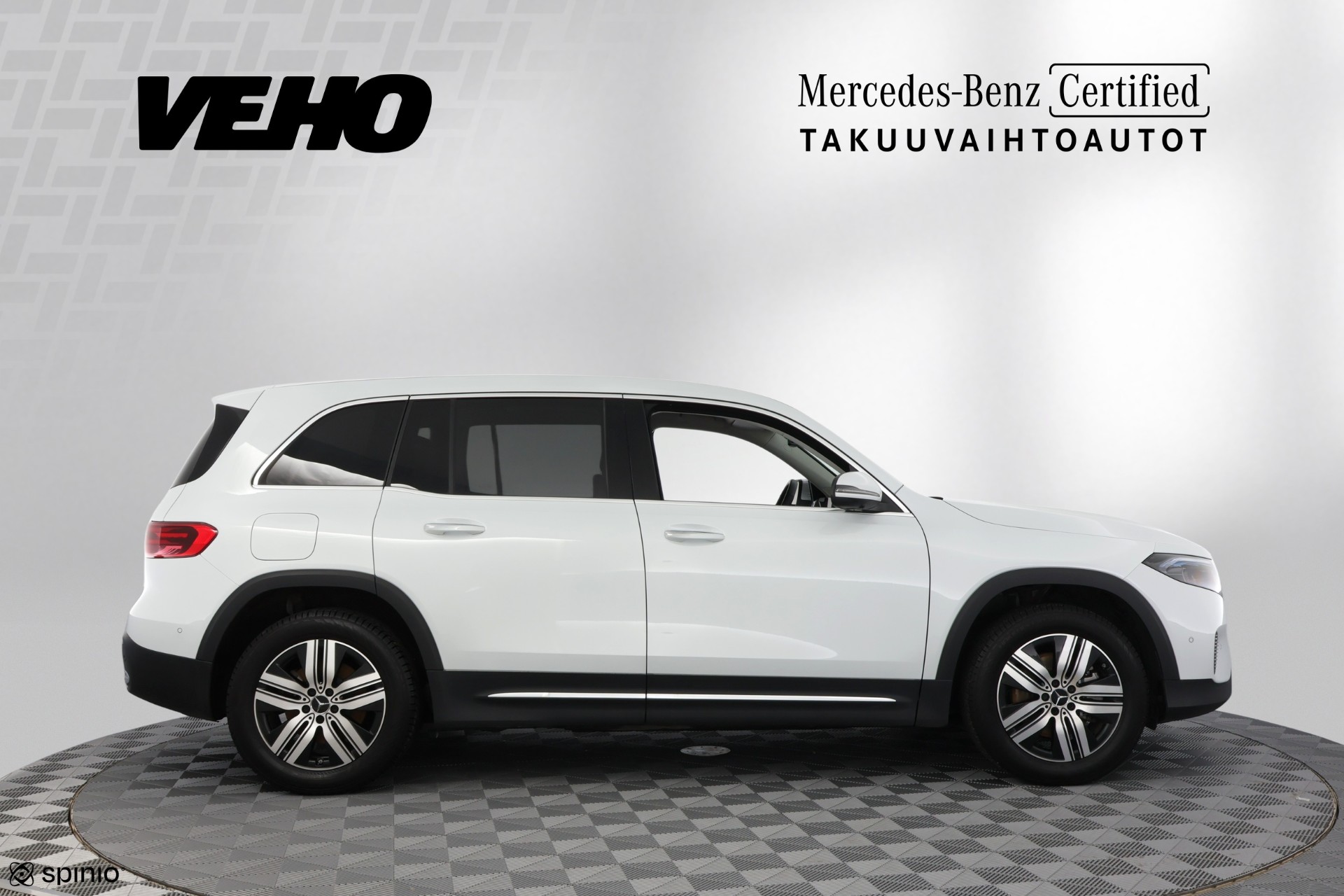 Mercedes-Benz EQB 2024