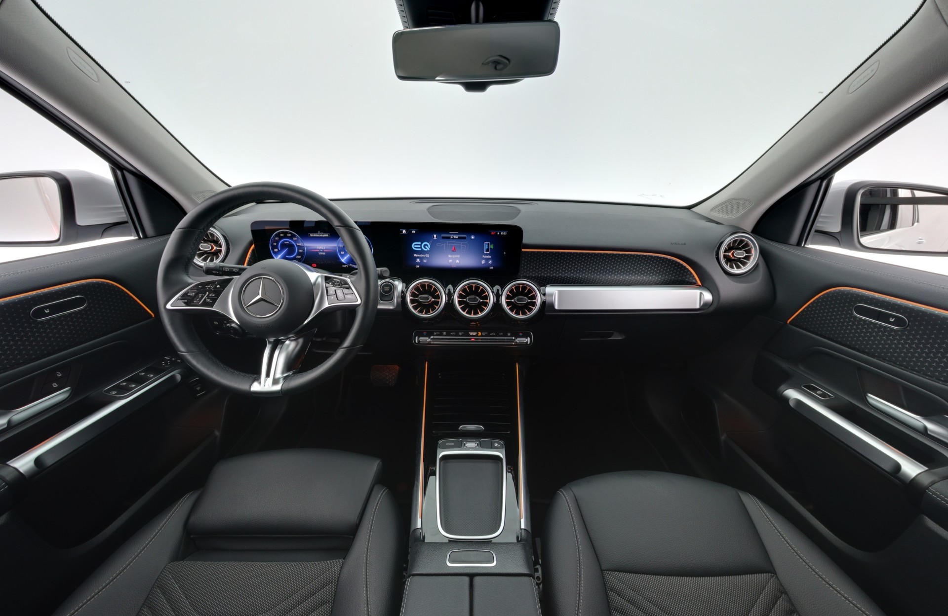 Mercedes-Benz EQB 2024