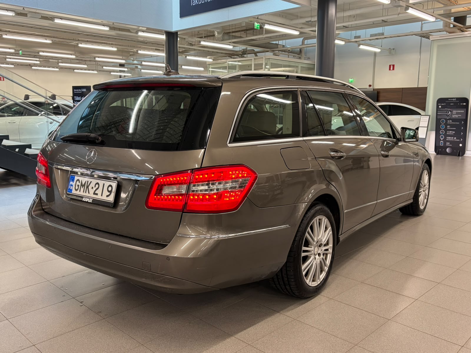 Mercedes-Benz E 2011
